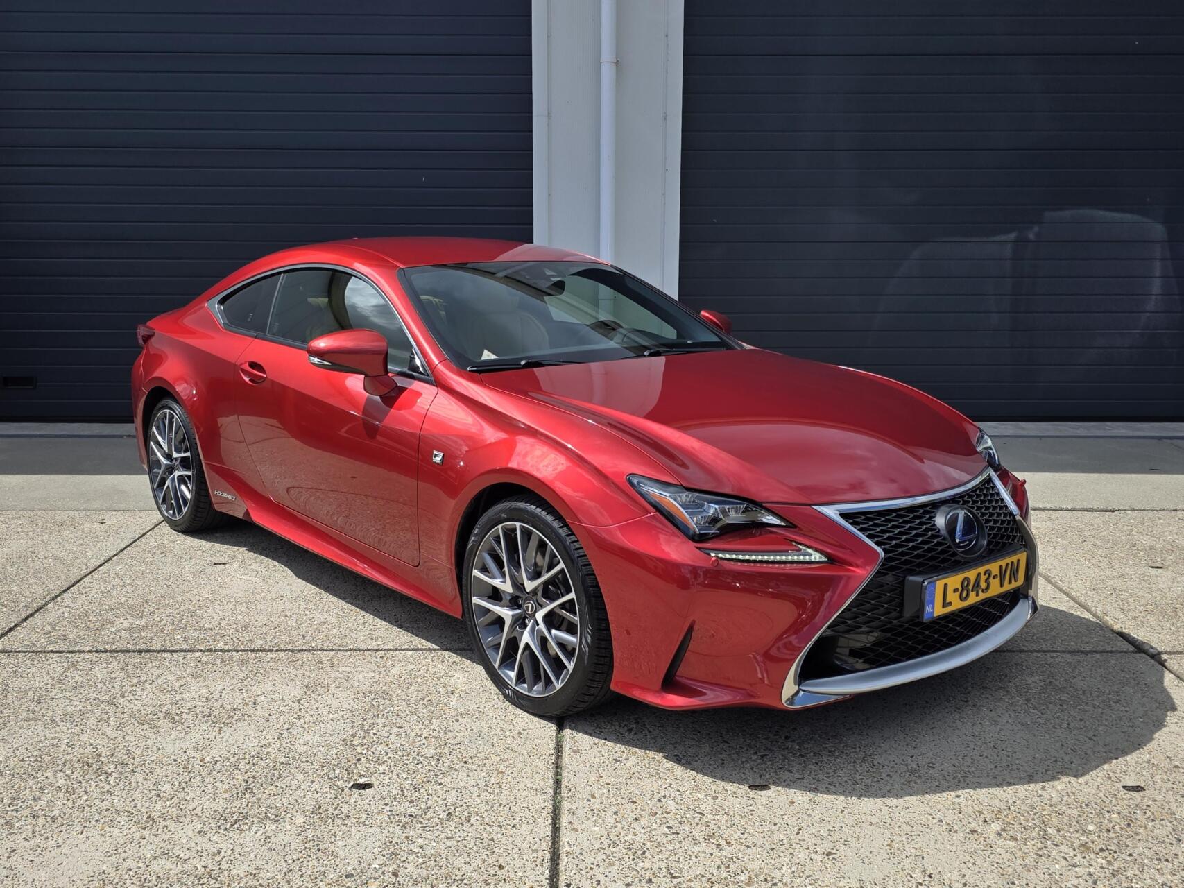 Foto van Lexus Lexus Rc300h