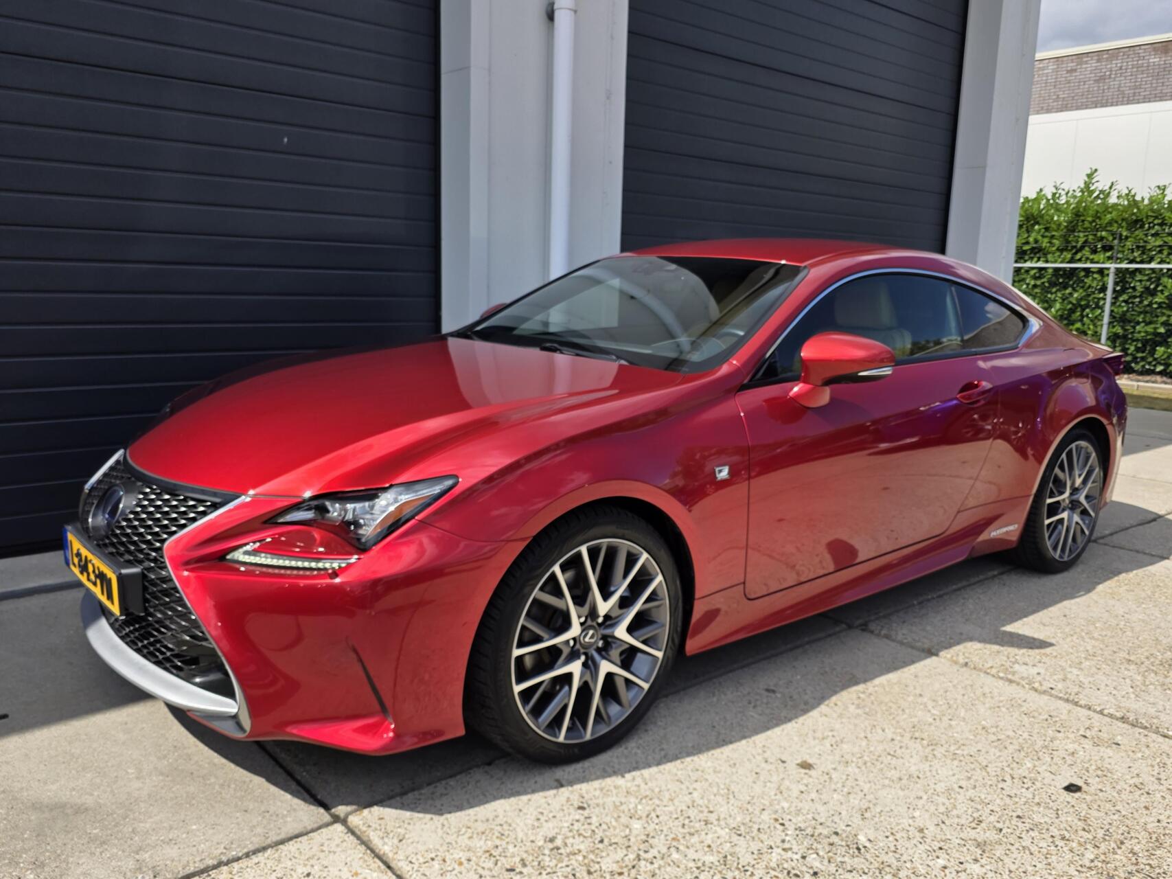 Foto van Lexus Lexus Rc300h