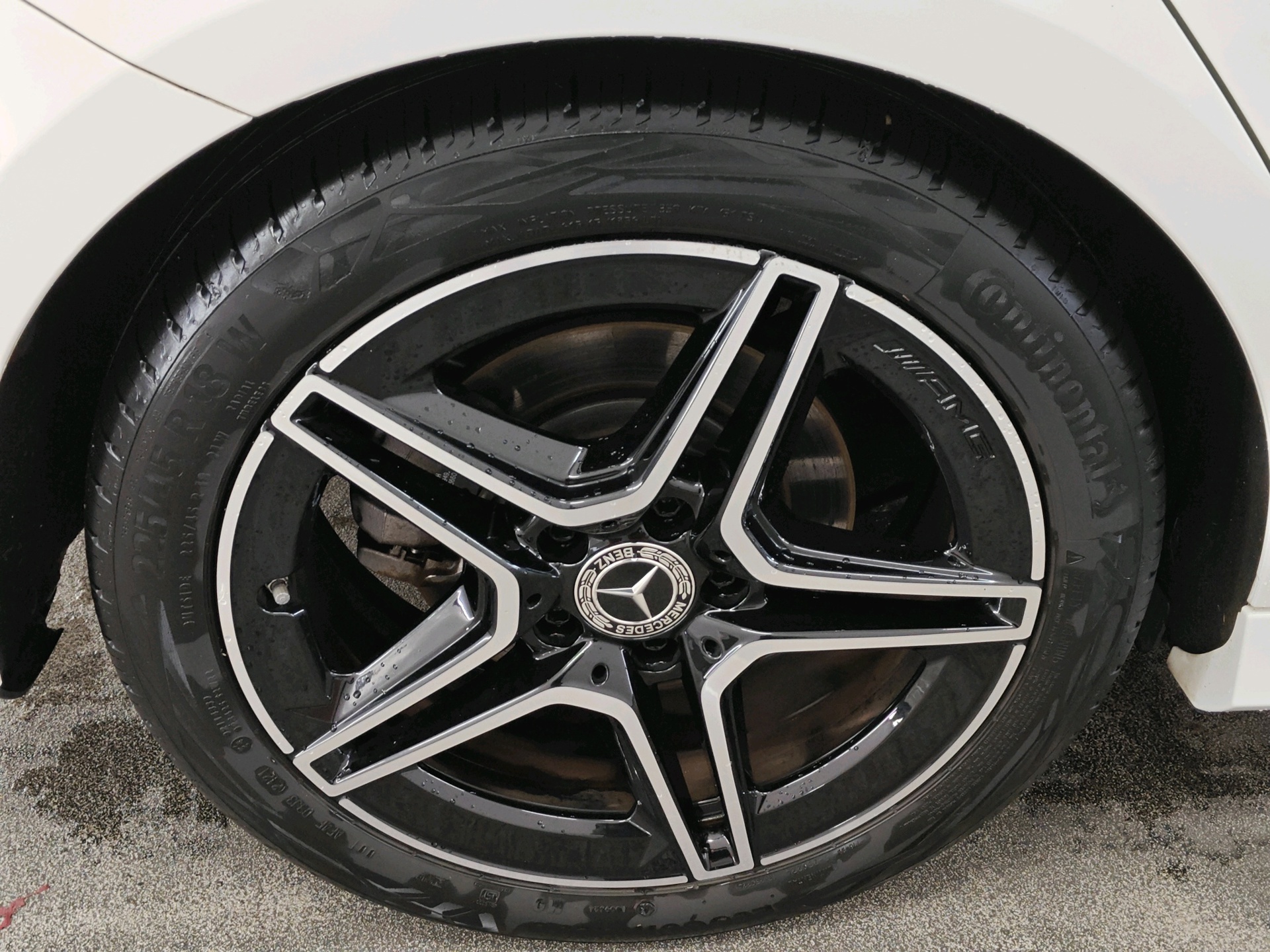 Foto van Mercedes-Benz A 200