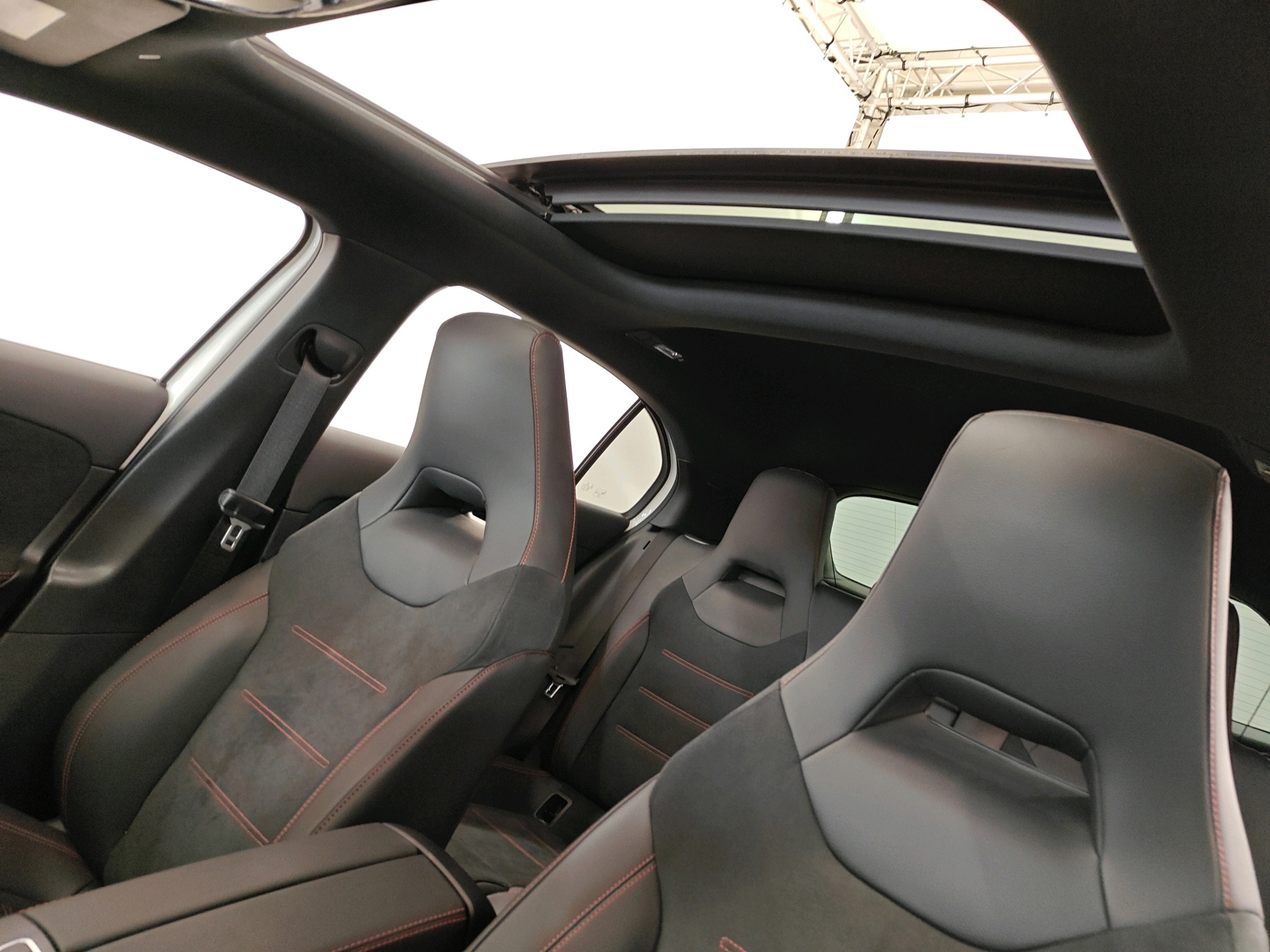Foto van Mercedes-Benz A 200