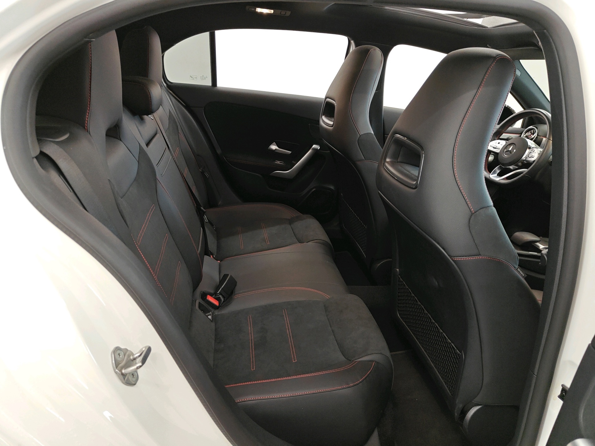 Foto van Mercedes-Benz A 200
