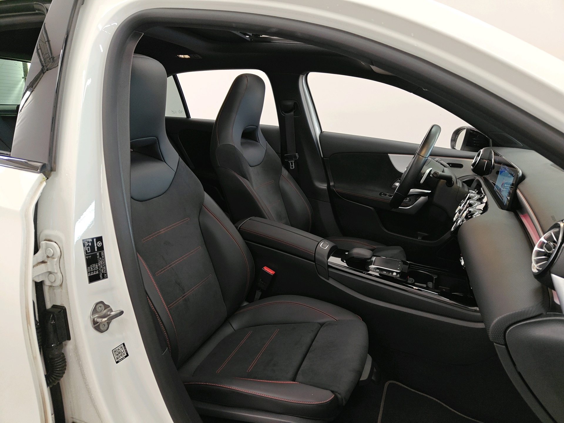 Foto van Mercedes-Benz A 200