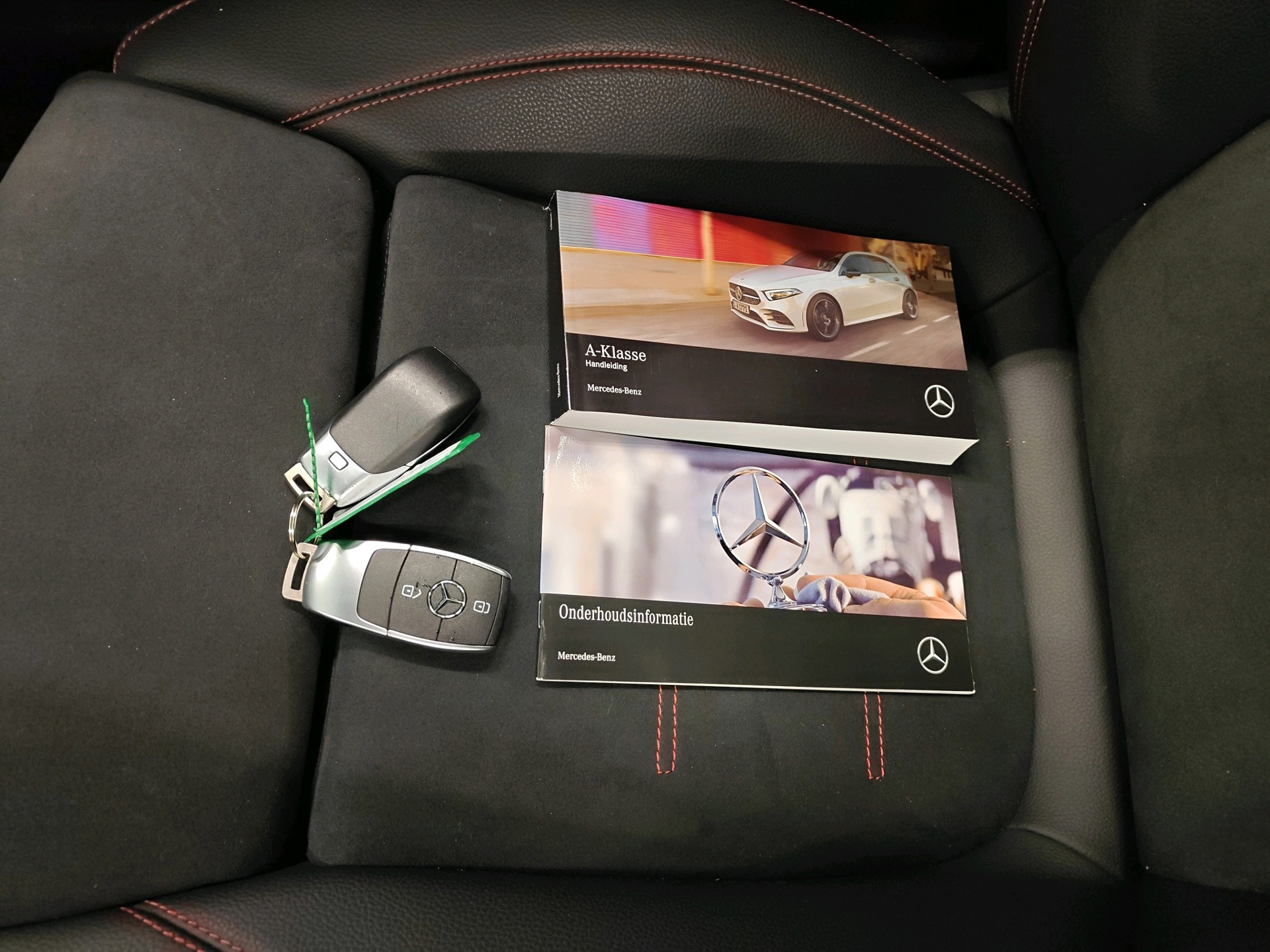 Foto van Mercedes-Benz A 200