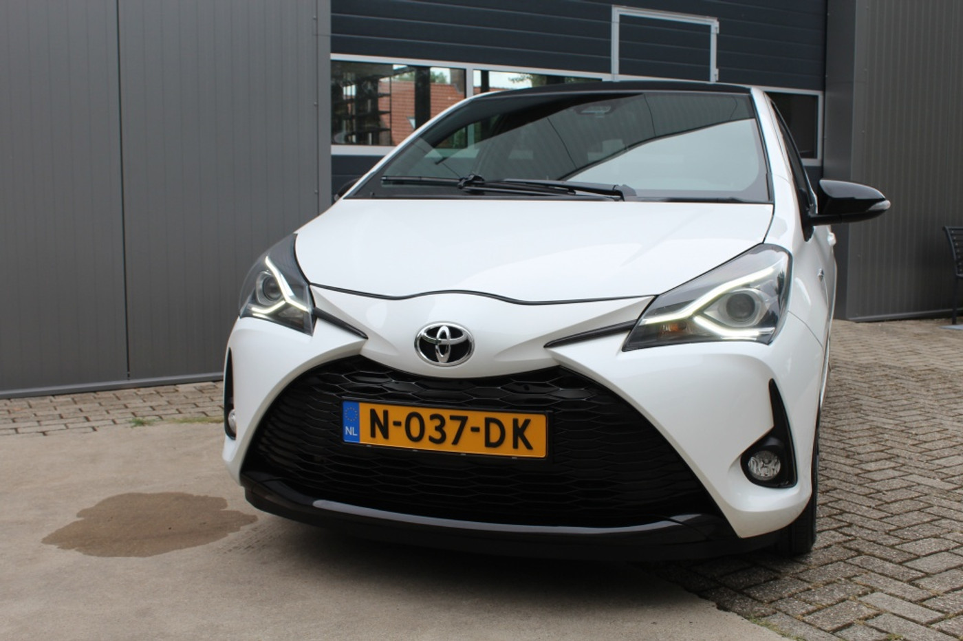 Foto van Toyota Toyota Yaris Hybrid