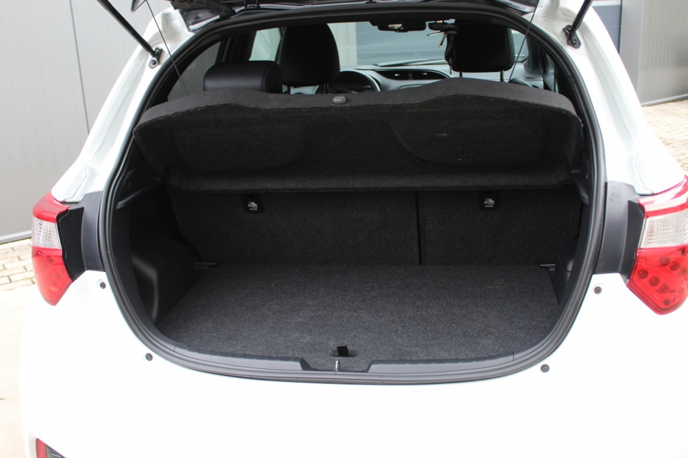 Foto van Toyota Toyota Yaris Hybrid