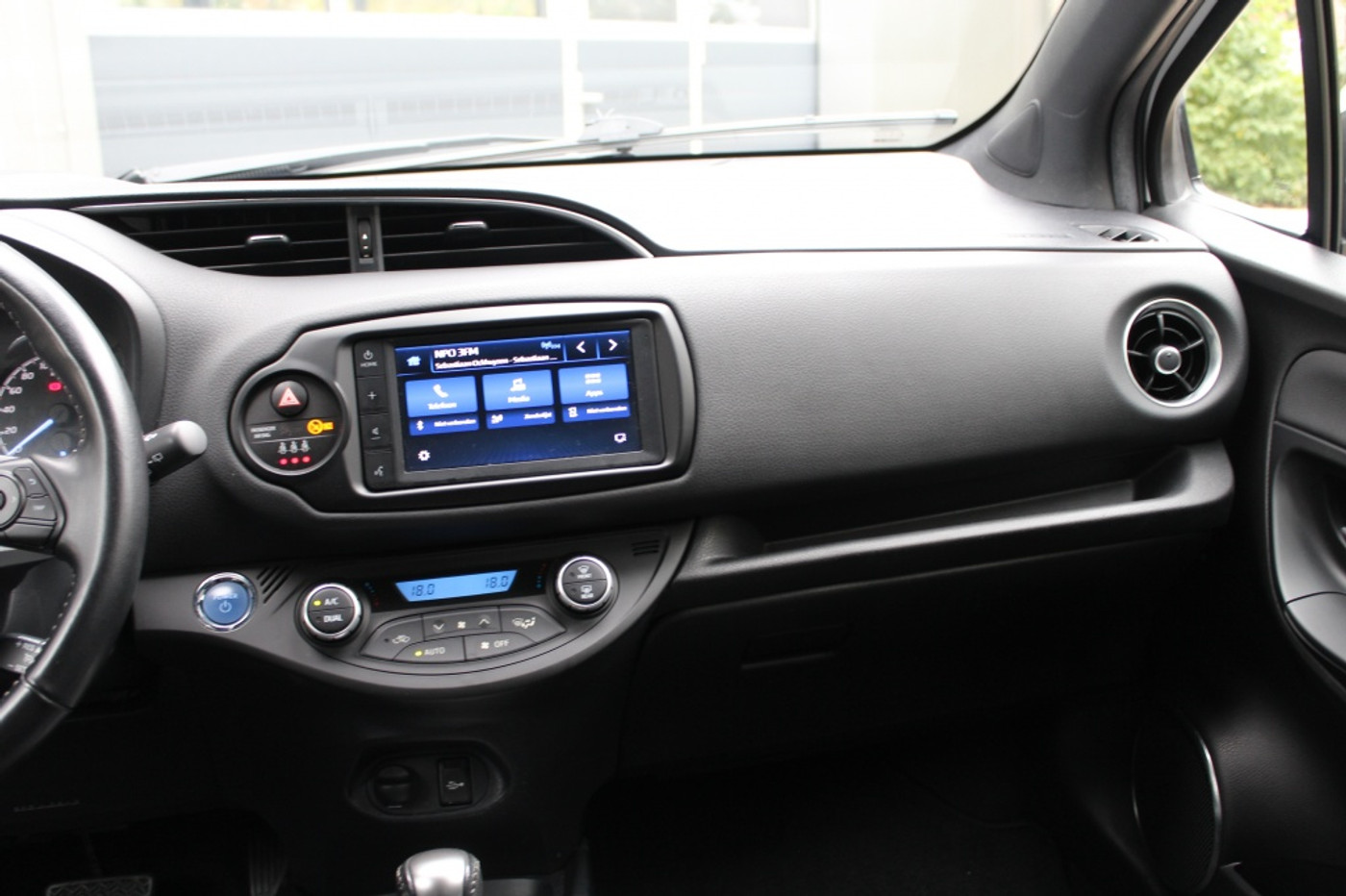 Foto van Toyota Toyota Yaris Hybrid