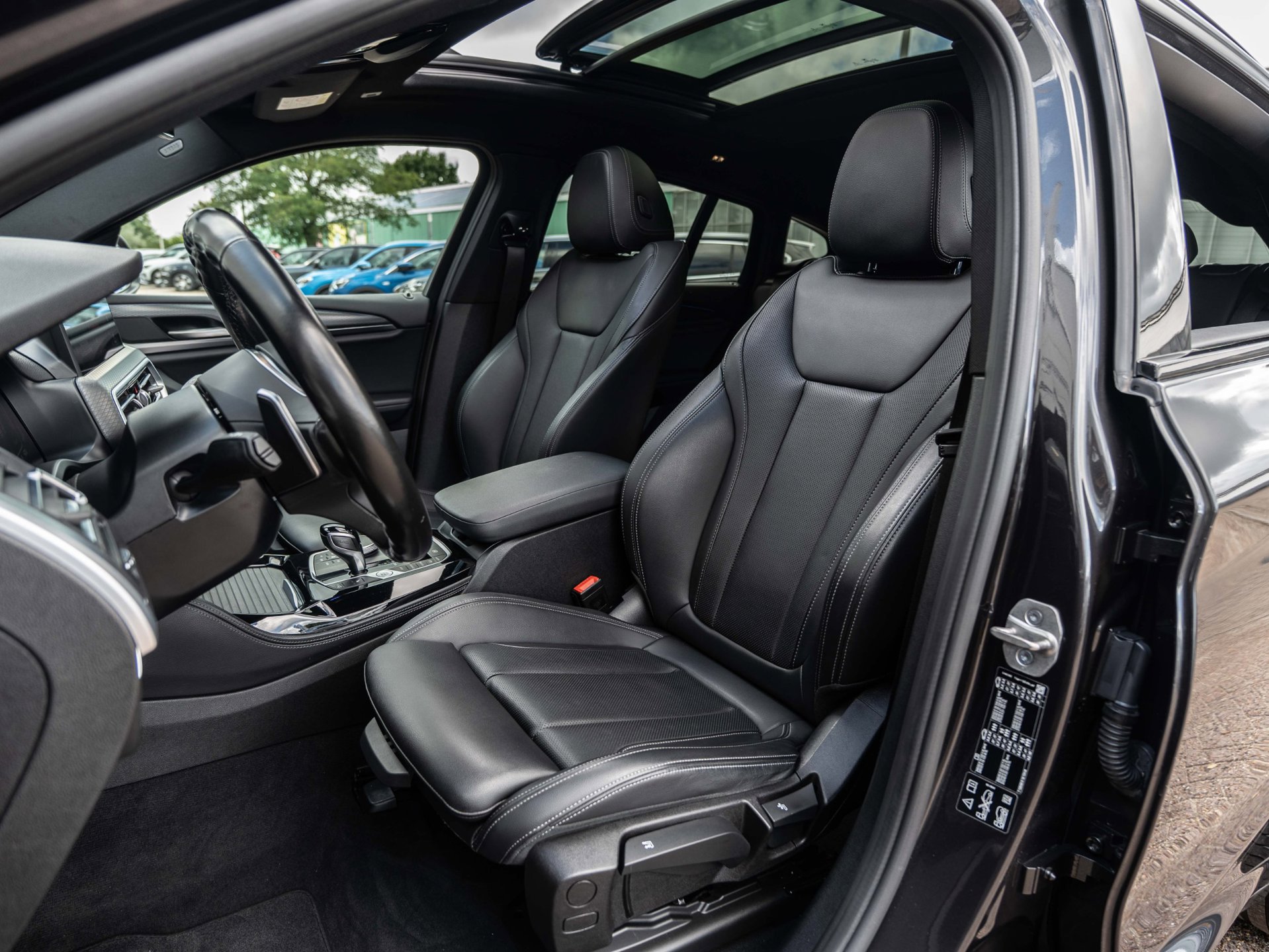 Foto van BMW X4 Xdrive20i