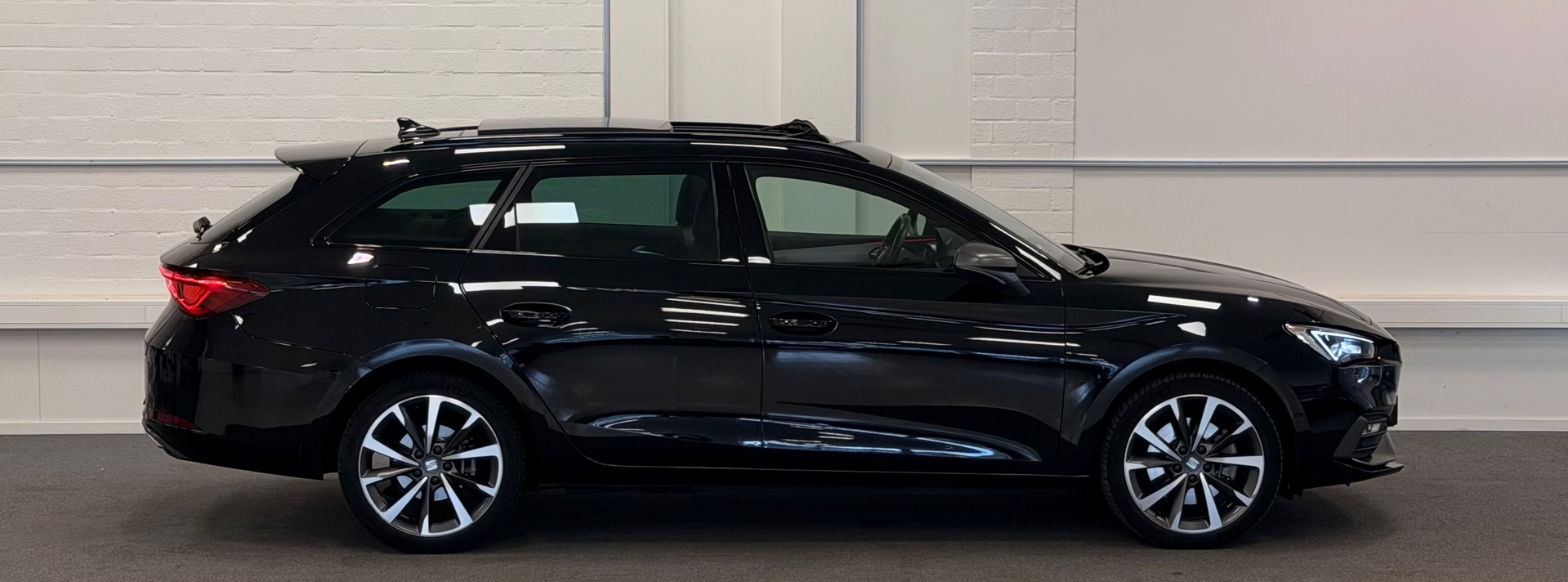 Foto van Seat Seat Leon SP E-hybrid150