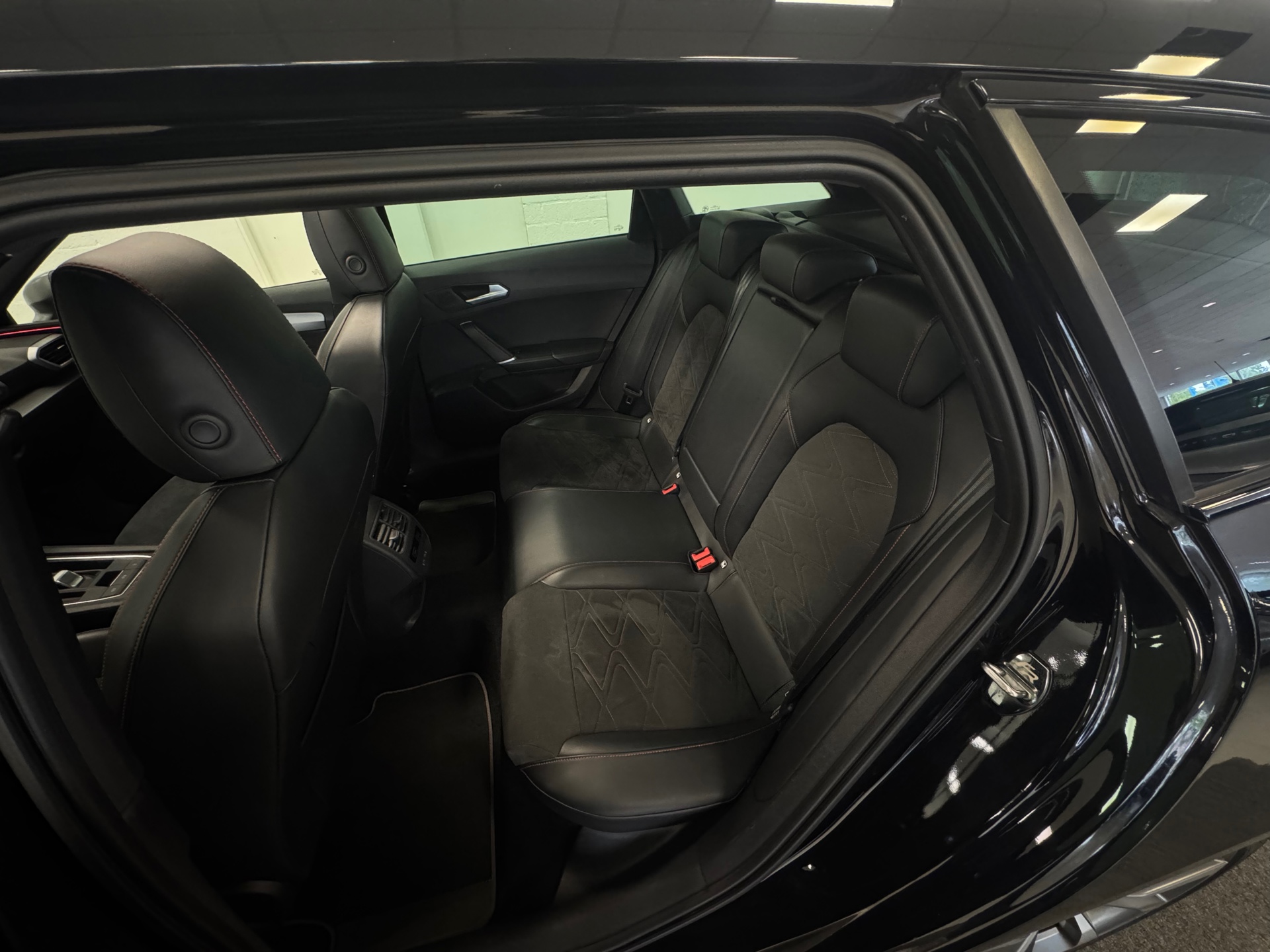 Foto van Seat Seat Leon SP E-hybrid150