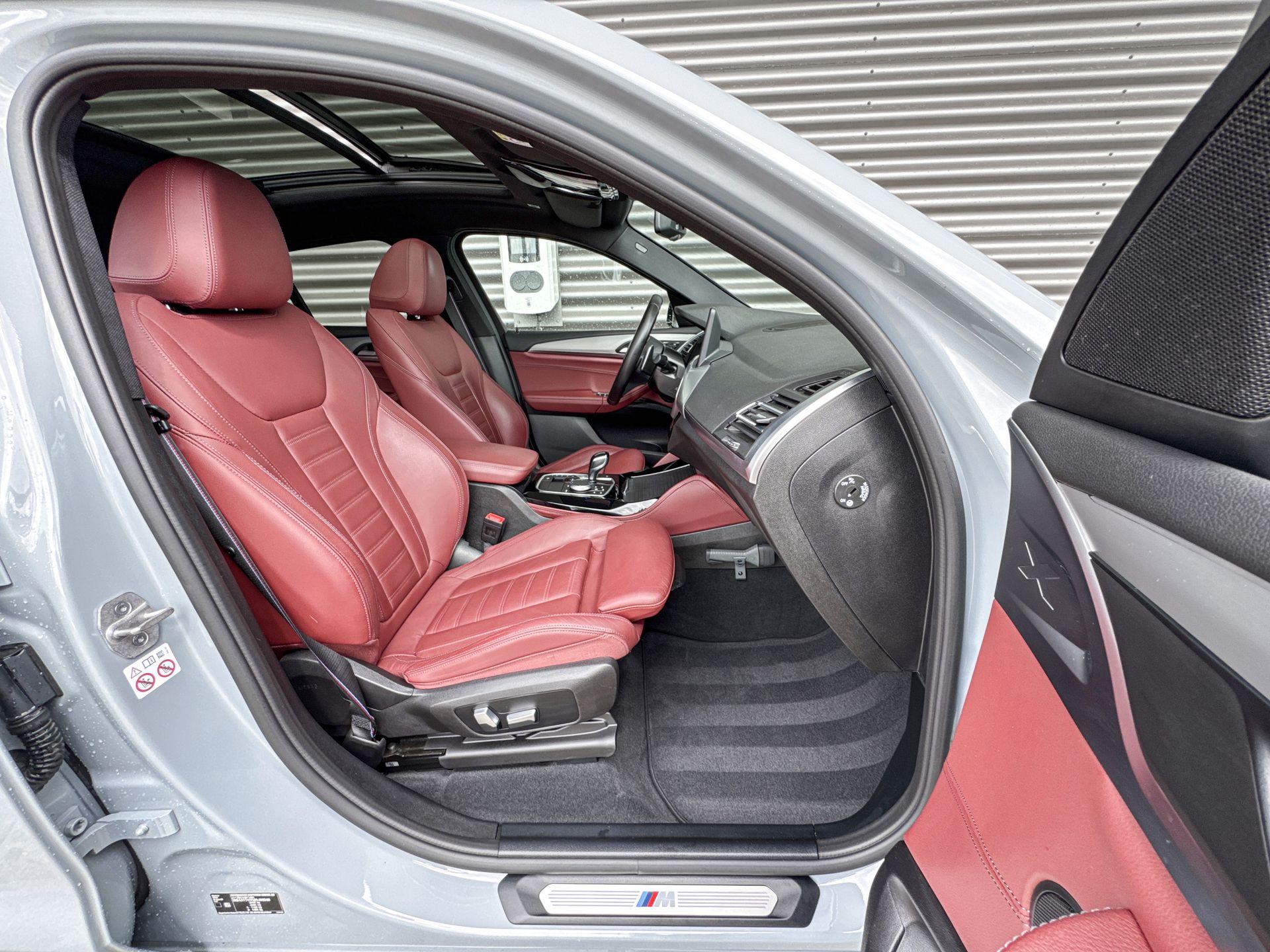 Foto van BMW X4 Xdrive30i