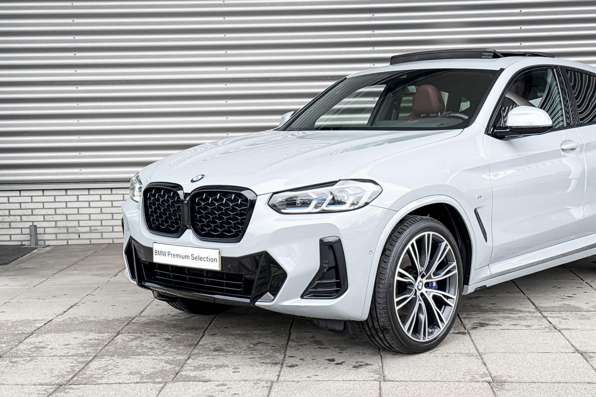 Foto van BMW X4 Xdrive30i
