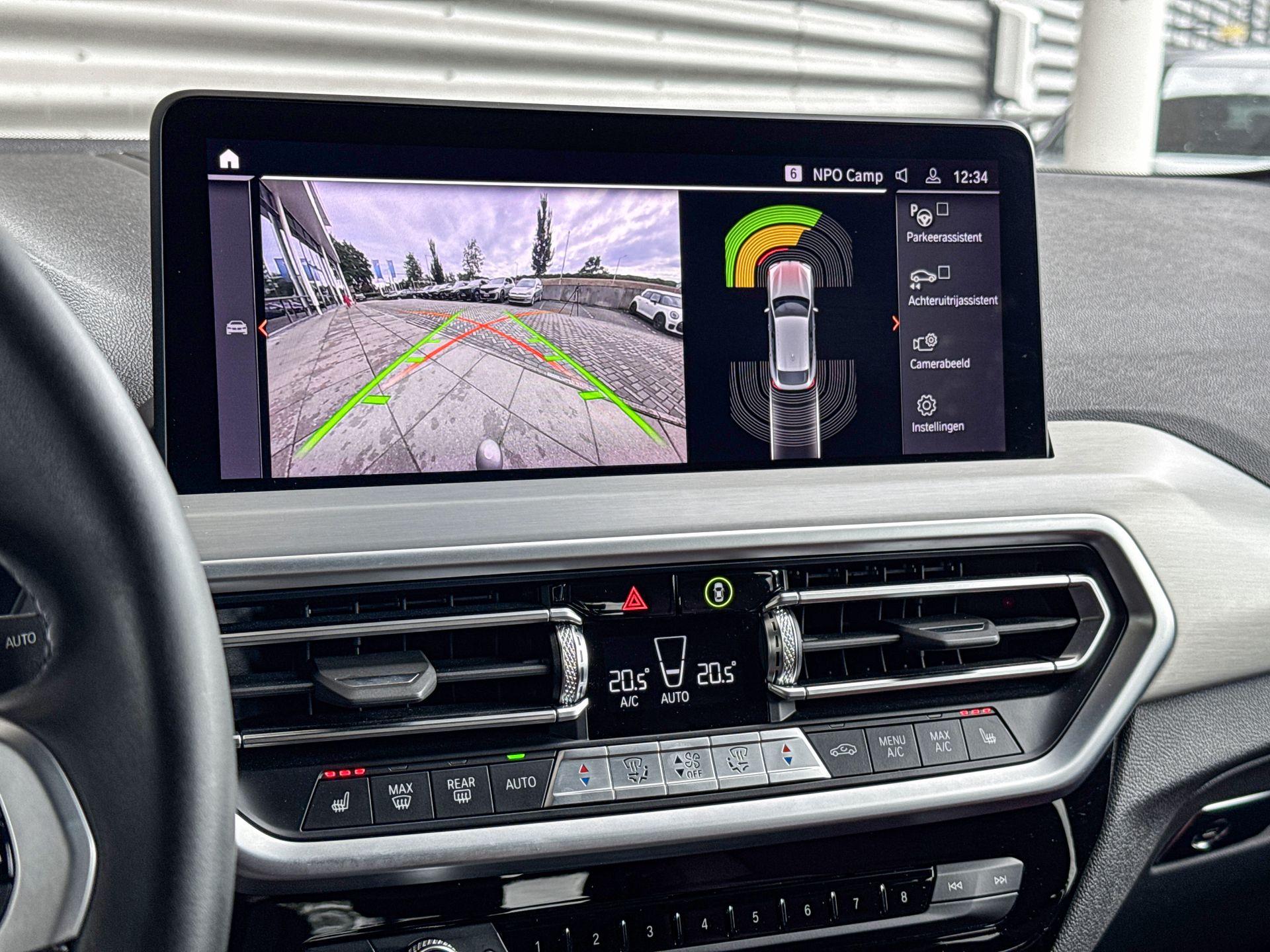 Foto van BMW X4 Xdrive30i