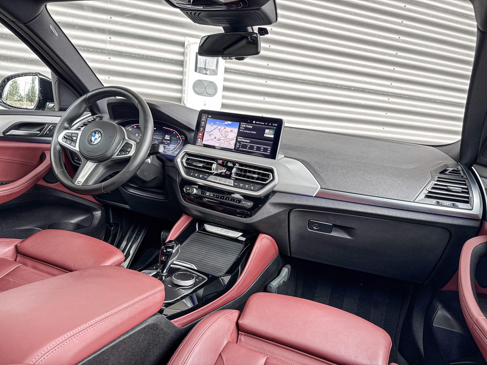 Foto van BMW X4 Xdrive30i
