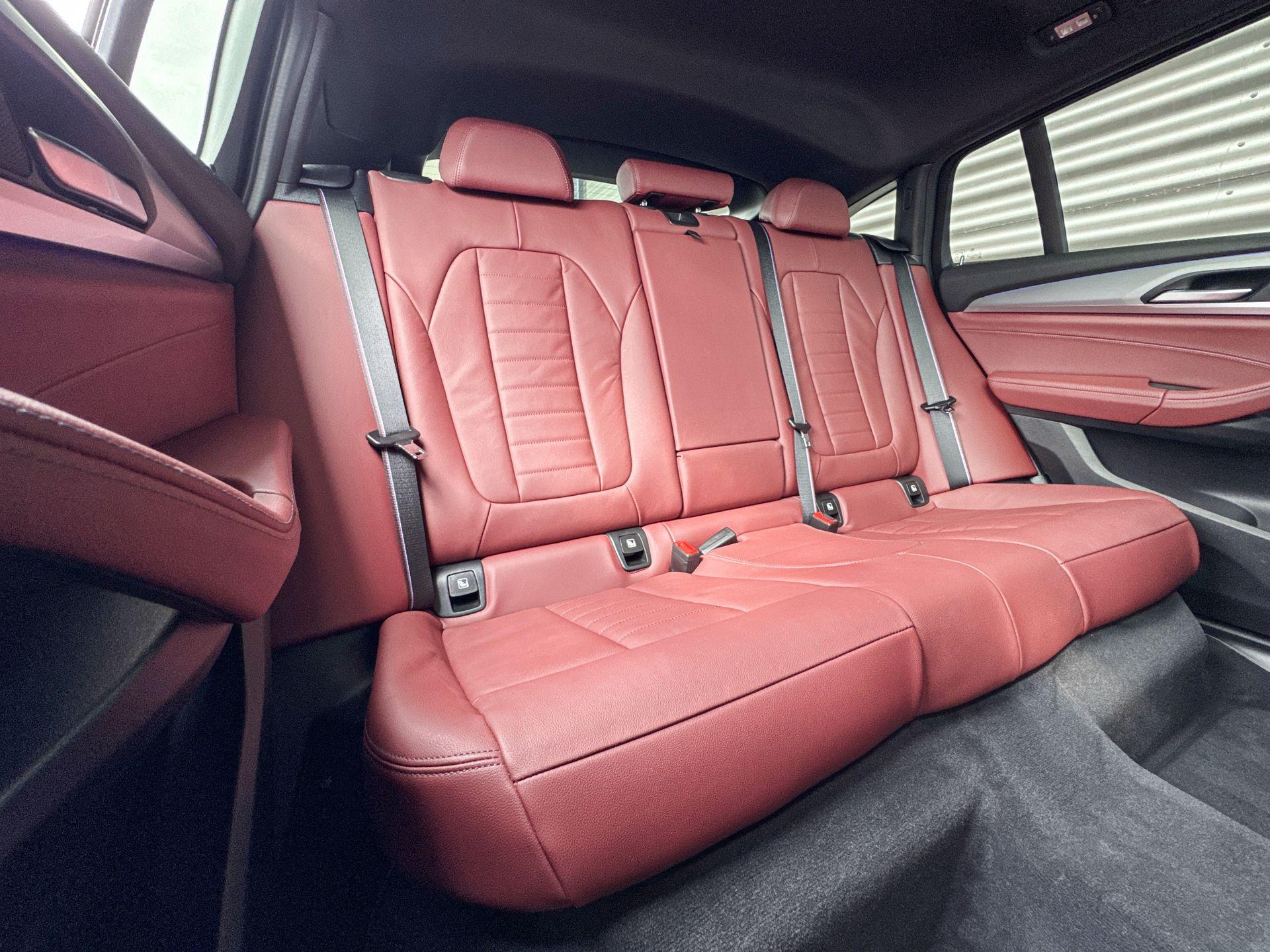 Foto van BMW X4 Xdrive30i