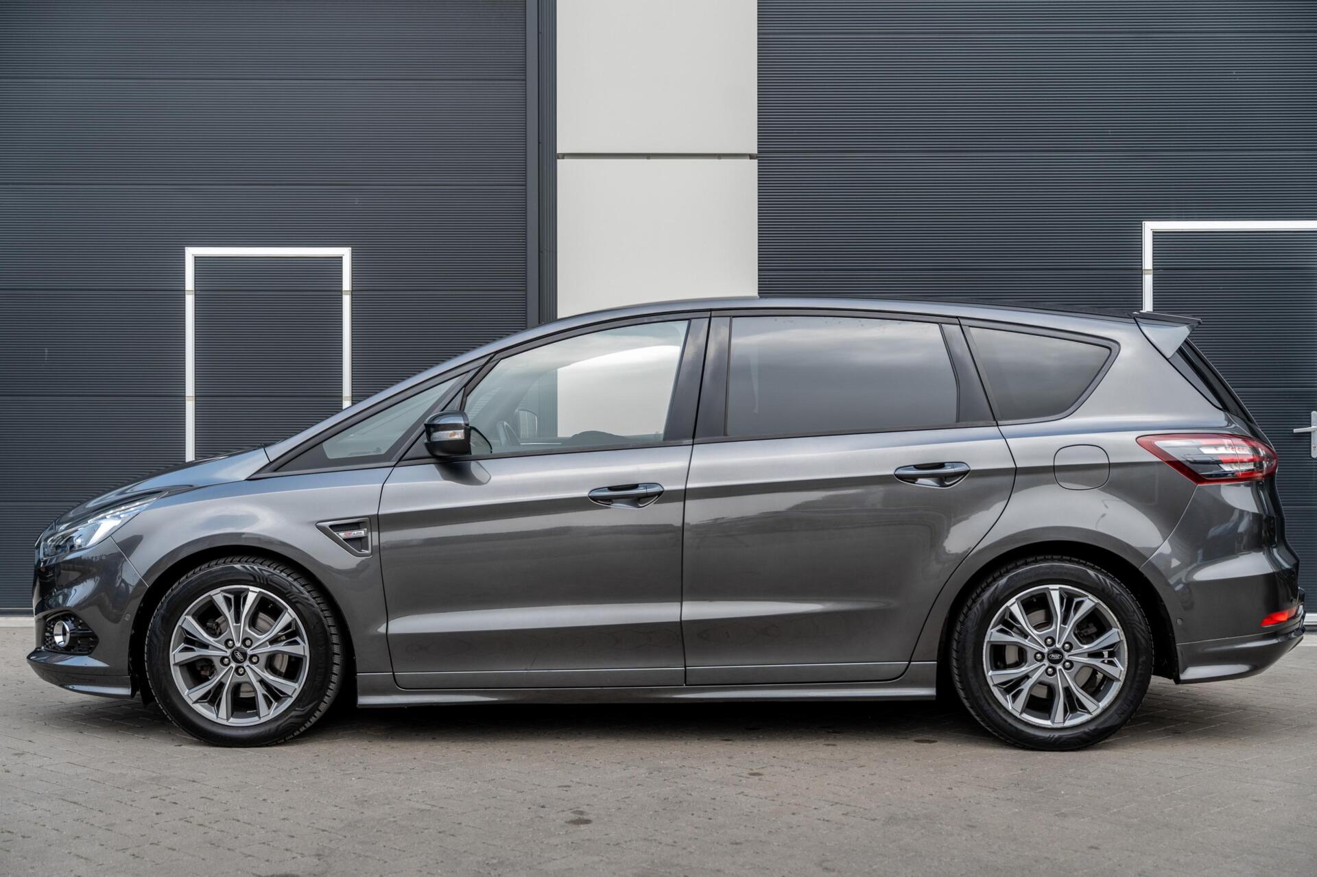 Foto van Ford S-max