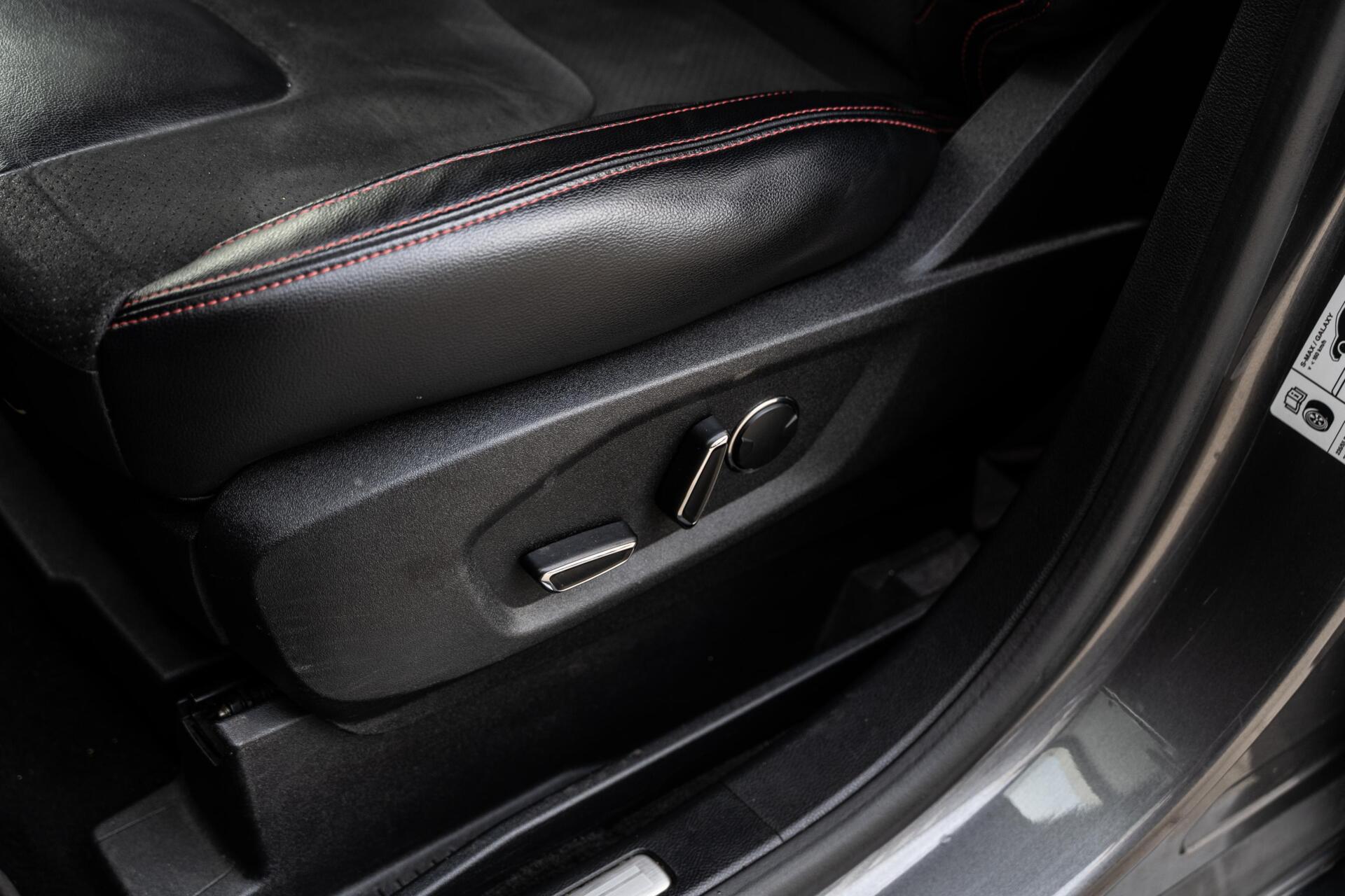 Foto van Ford S-max