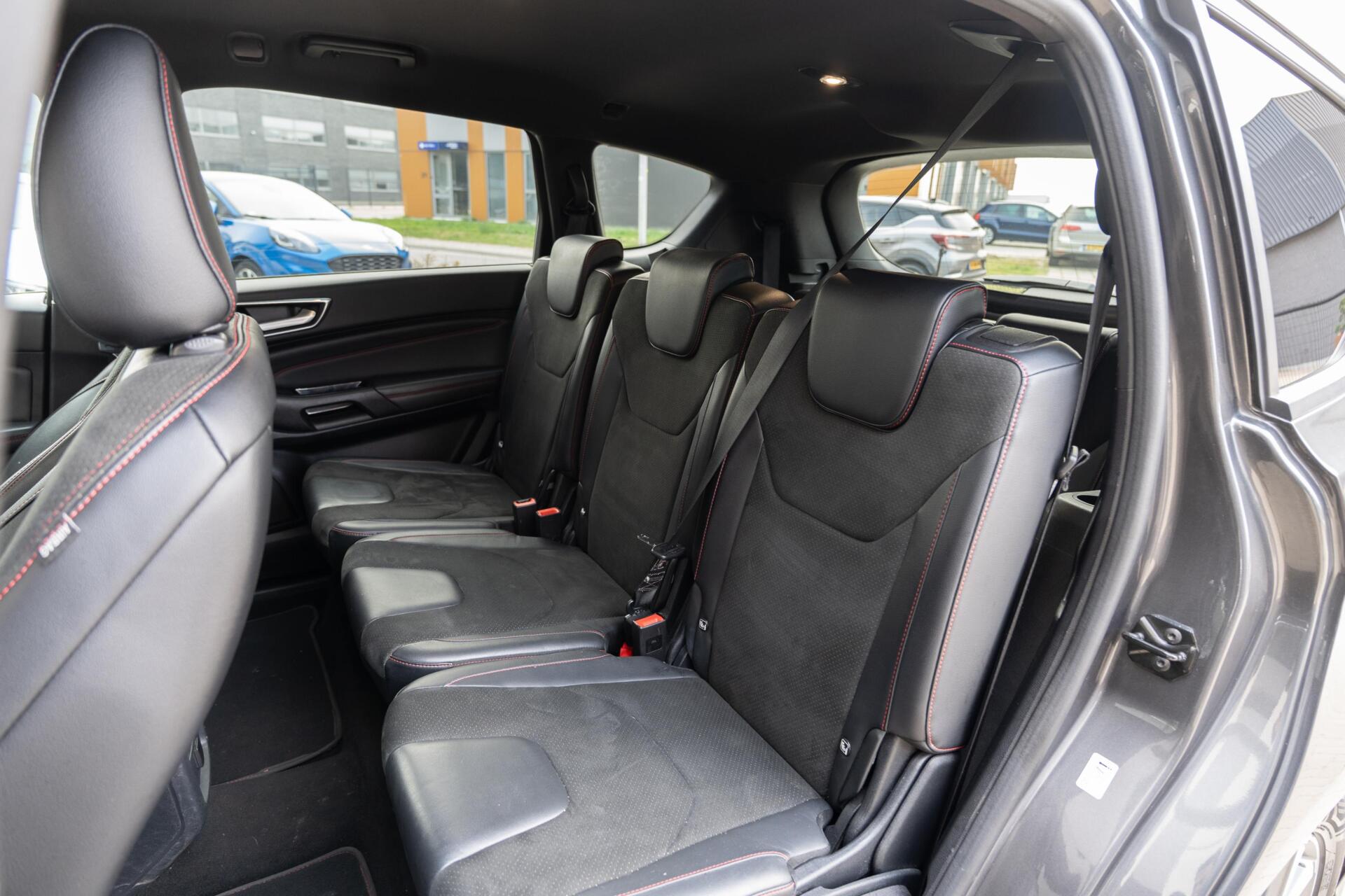 Foto van Ford S-max