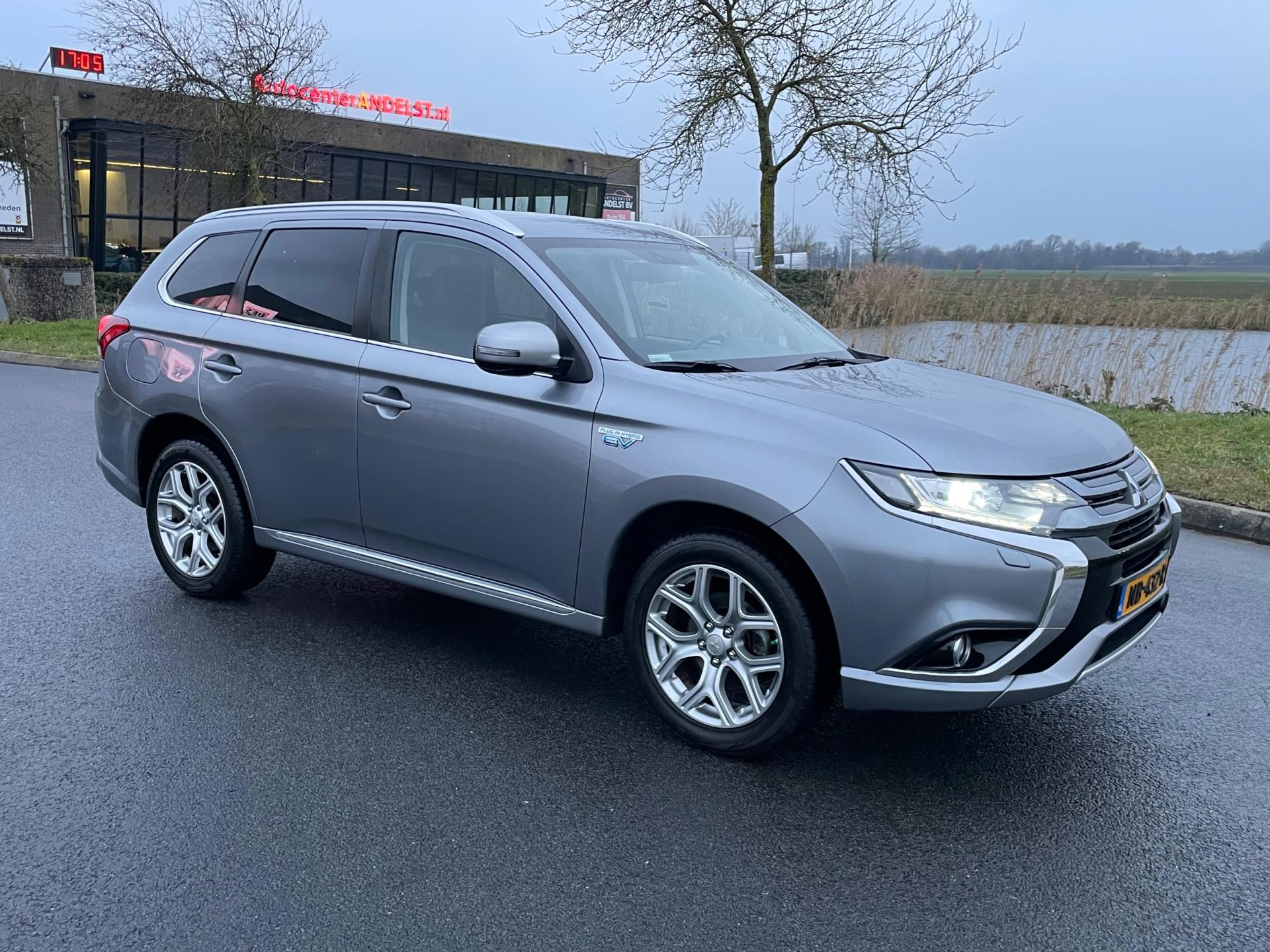 Foto van Mitsubishi Mitsubishi Outlander