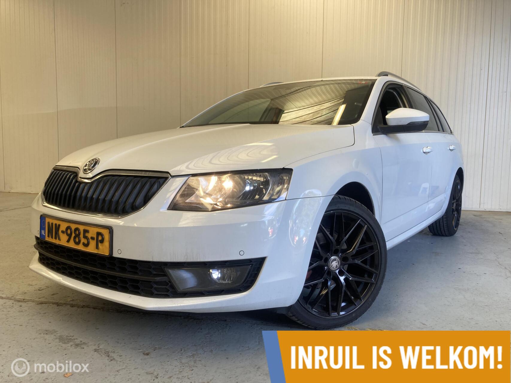 Skoda Octavia 1.6 TDI Greentech Ambition // EXPORT // 2016 - voorkant