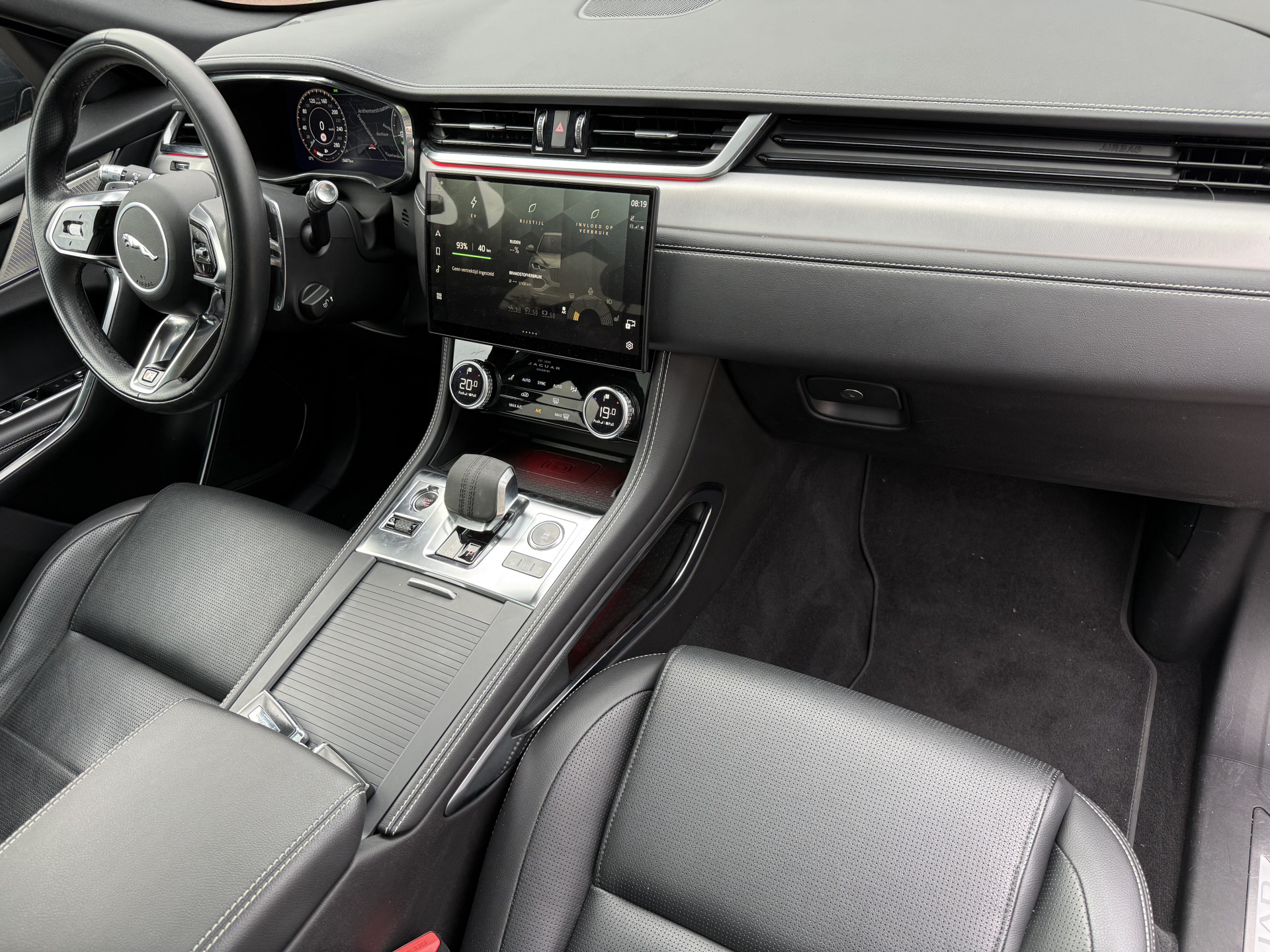 Foto van Jaguar Jaguar F-pace