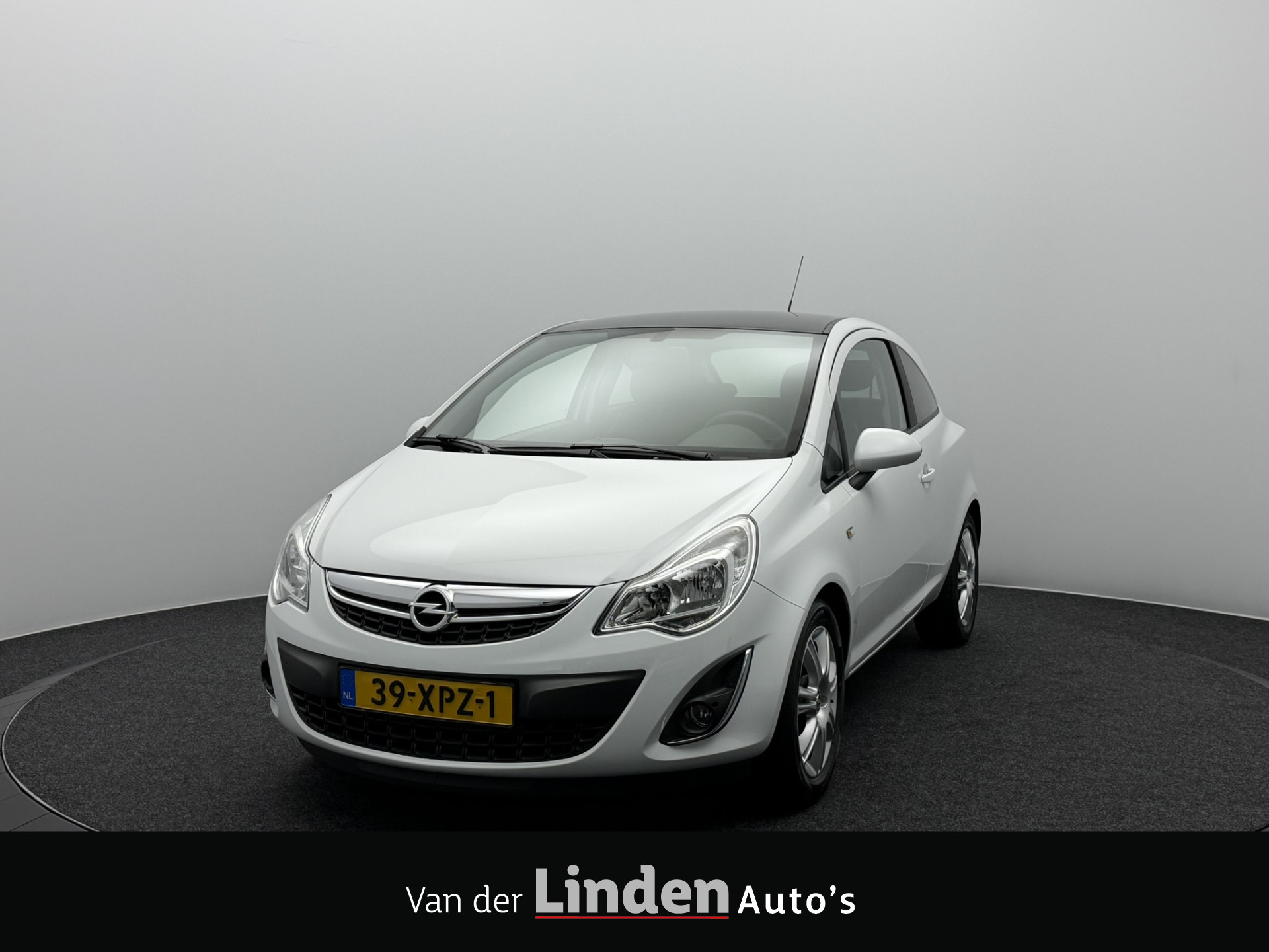 Opel Corsa 1.2-16V Color Edition | 32000KM | Cruise Control | Airco | Elektrisch Pakket 2012 - voorkant