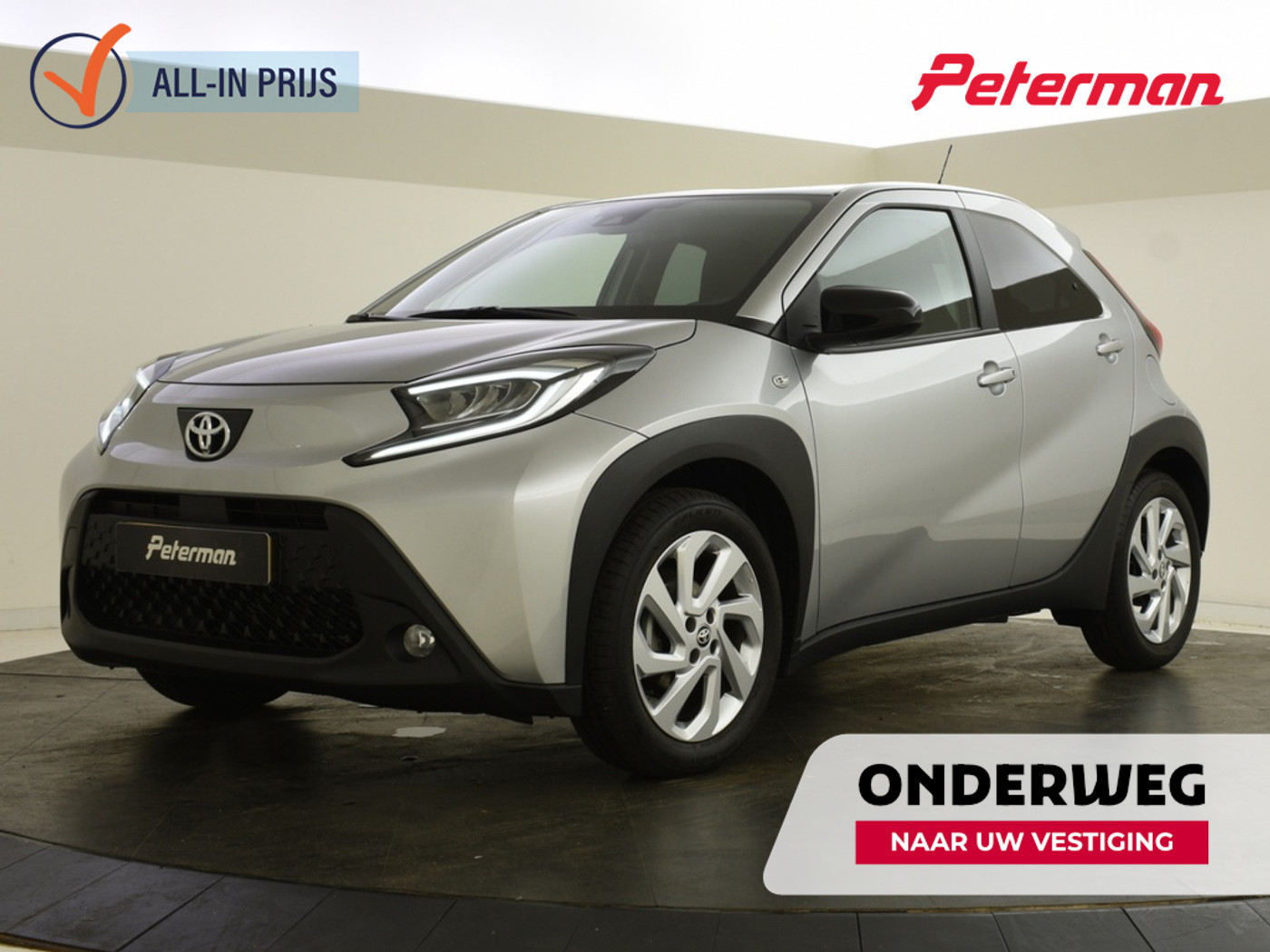 Toyota Toyota Aygo X 1.0 VVT-i S-CVT first | Carplay | Adapt. cruise | LMV 2022 - voorkant