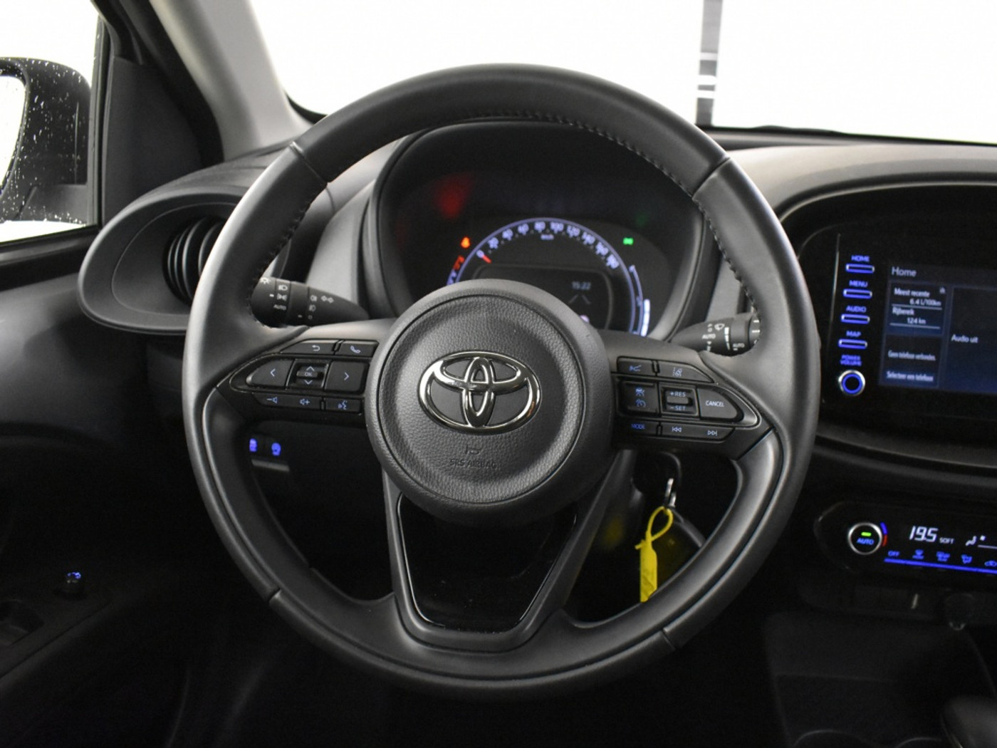 Foto van Toyota Toyota Aygo X