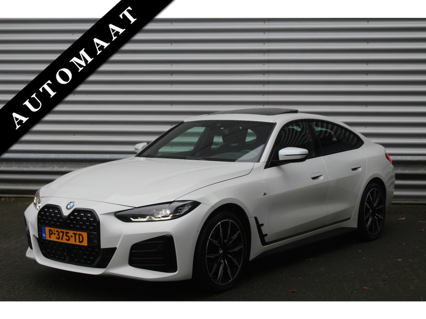 BMW 420i 420i 184pk Business Edition Plus AUTOMAAT Panoramadak NL-Auto NAP 2022 - voorkant