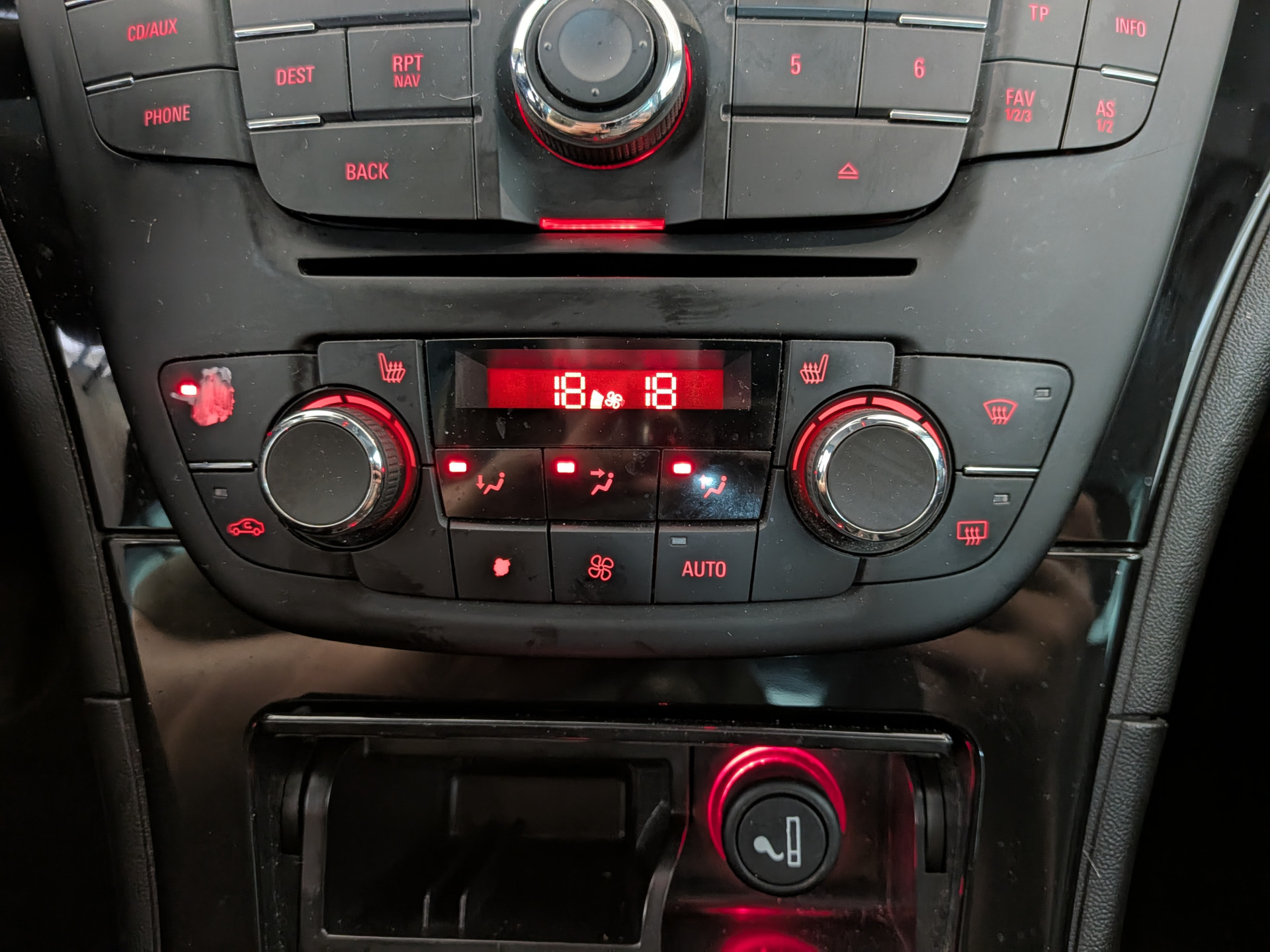 Foto van Opel Insignia Limousine HB