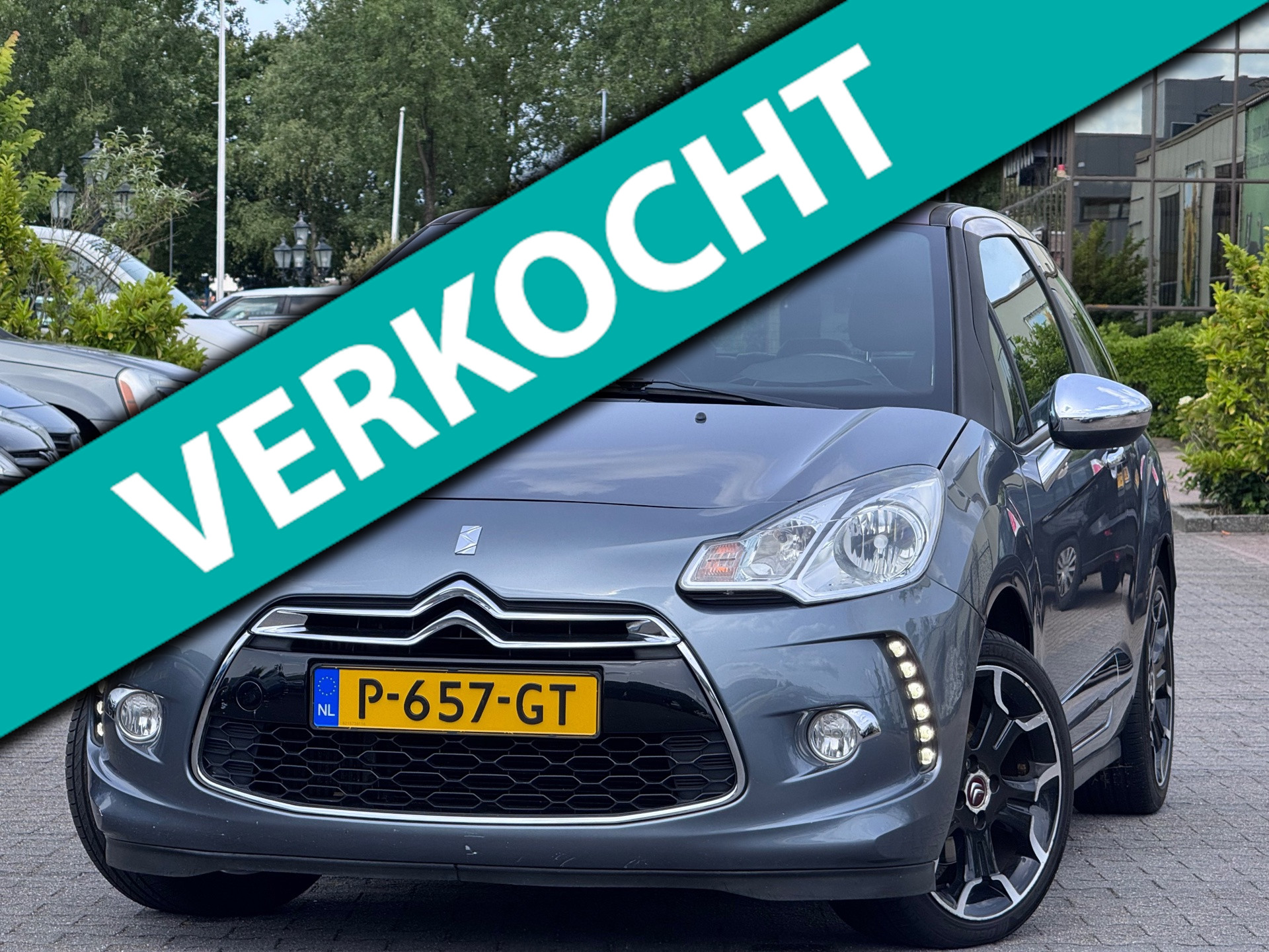 Citroen Ds3 1.6 THP Sport Chic | Leder | Navigatie | Parkeersensoren | Bluethooth | Cruise control | Elektrische spiegels | 2011 - voorkant