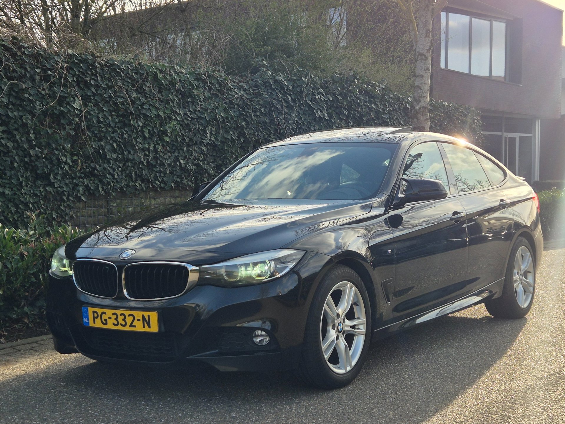 Foto van BMW 320i