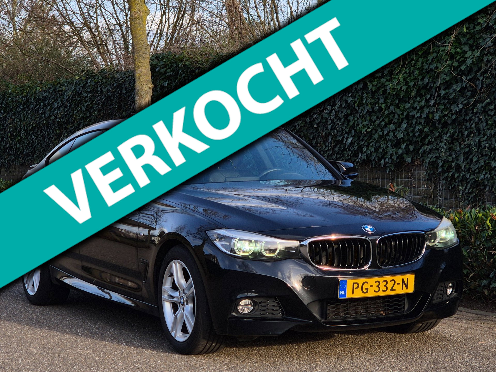 BMW 320i 320i Corporate Lease High Executive 2017 - voorkant