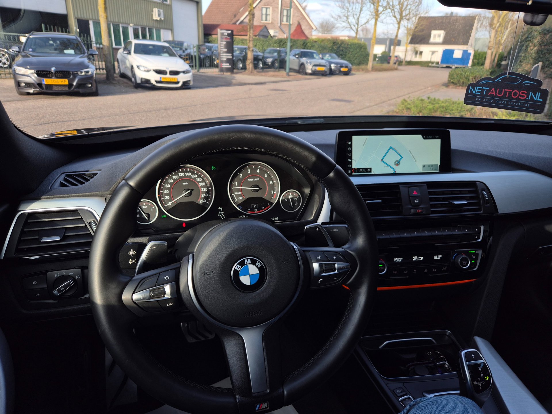 Foto van BMW 320i