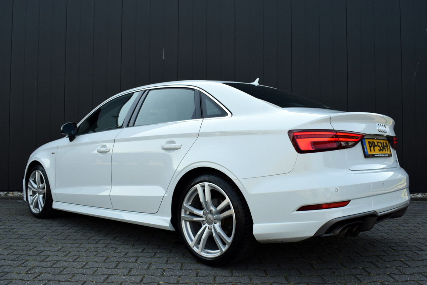 Foto van Audi A3 Limousine