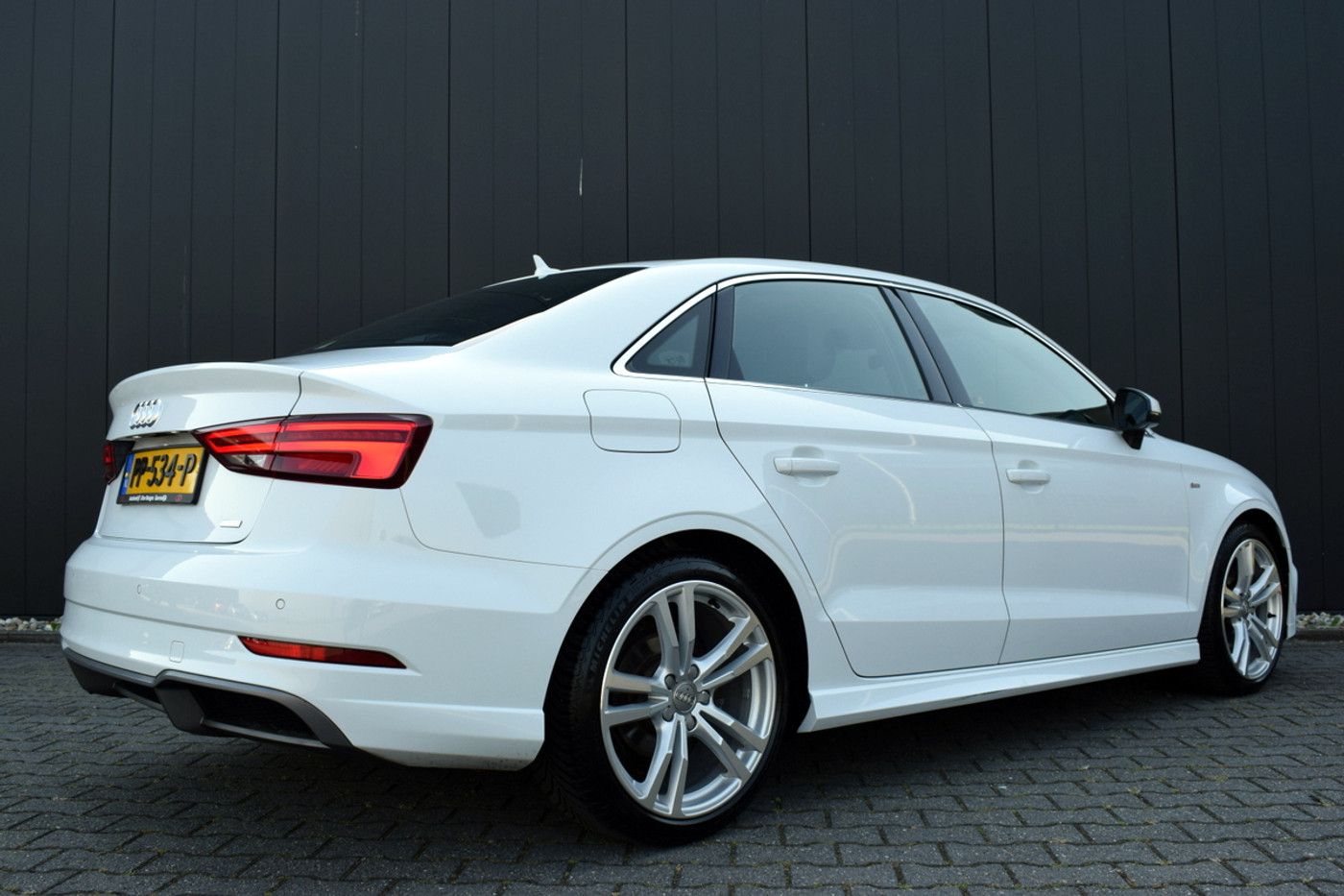 Foto van Audi A3 Limousine