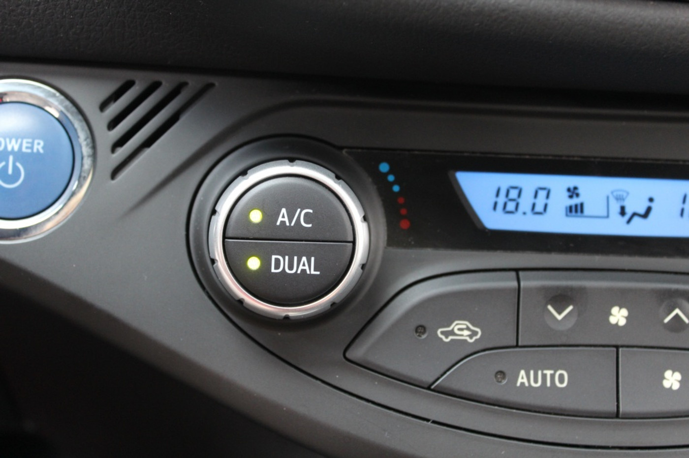 Foto van Toyota Toyota Yaris Hybrid