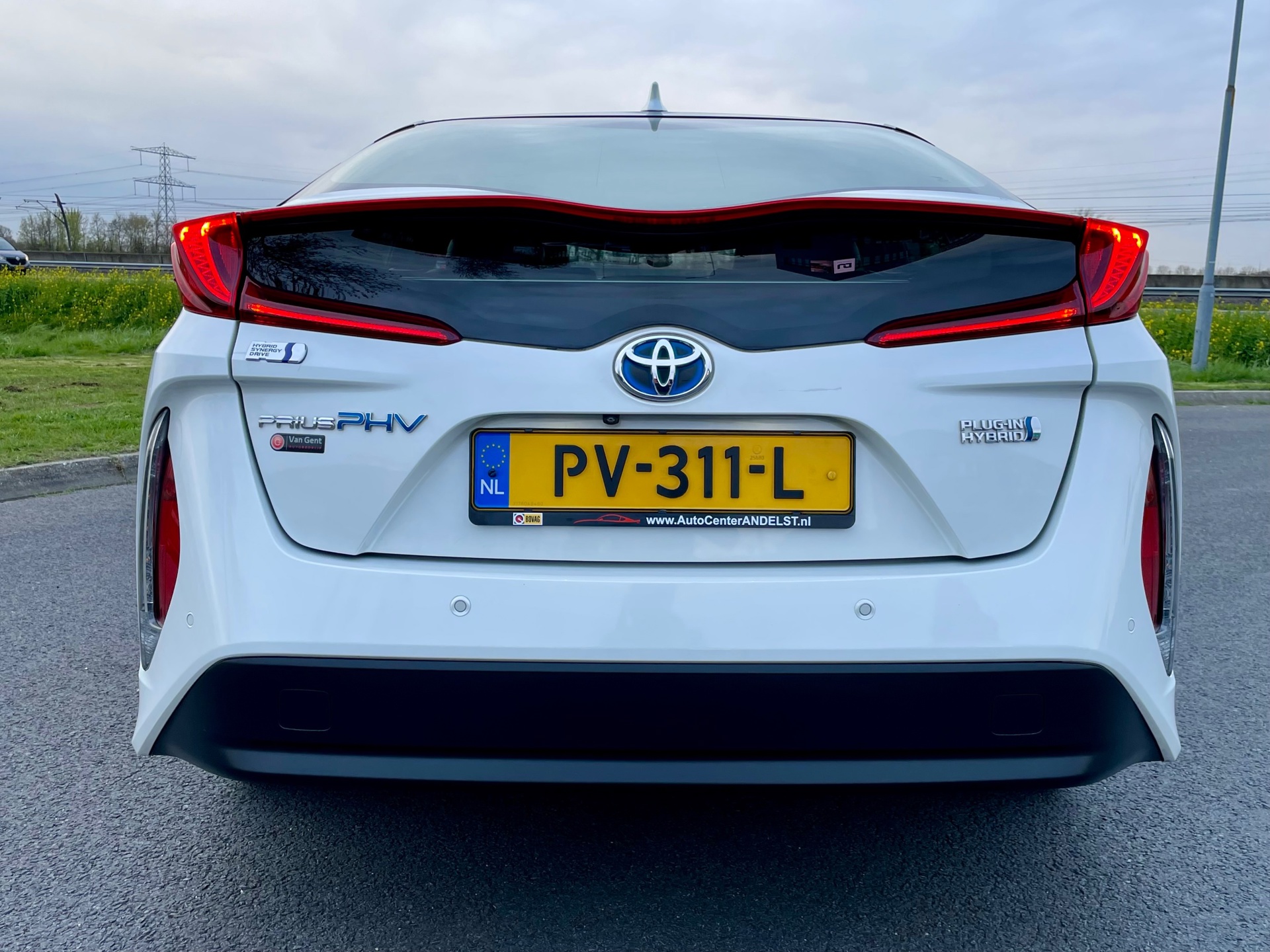 Foto van Toyota Toyota Prius PHV