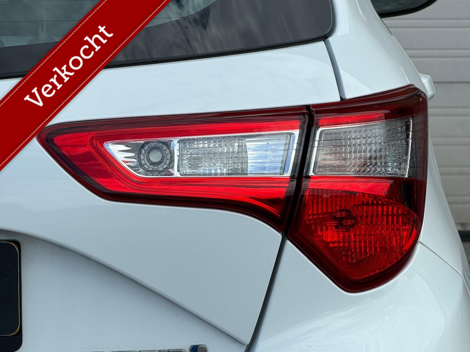Foto van Toyota Toyota Yaris Hybrid
