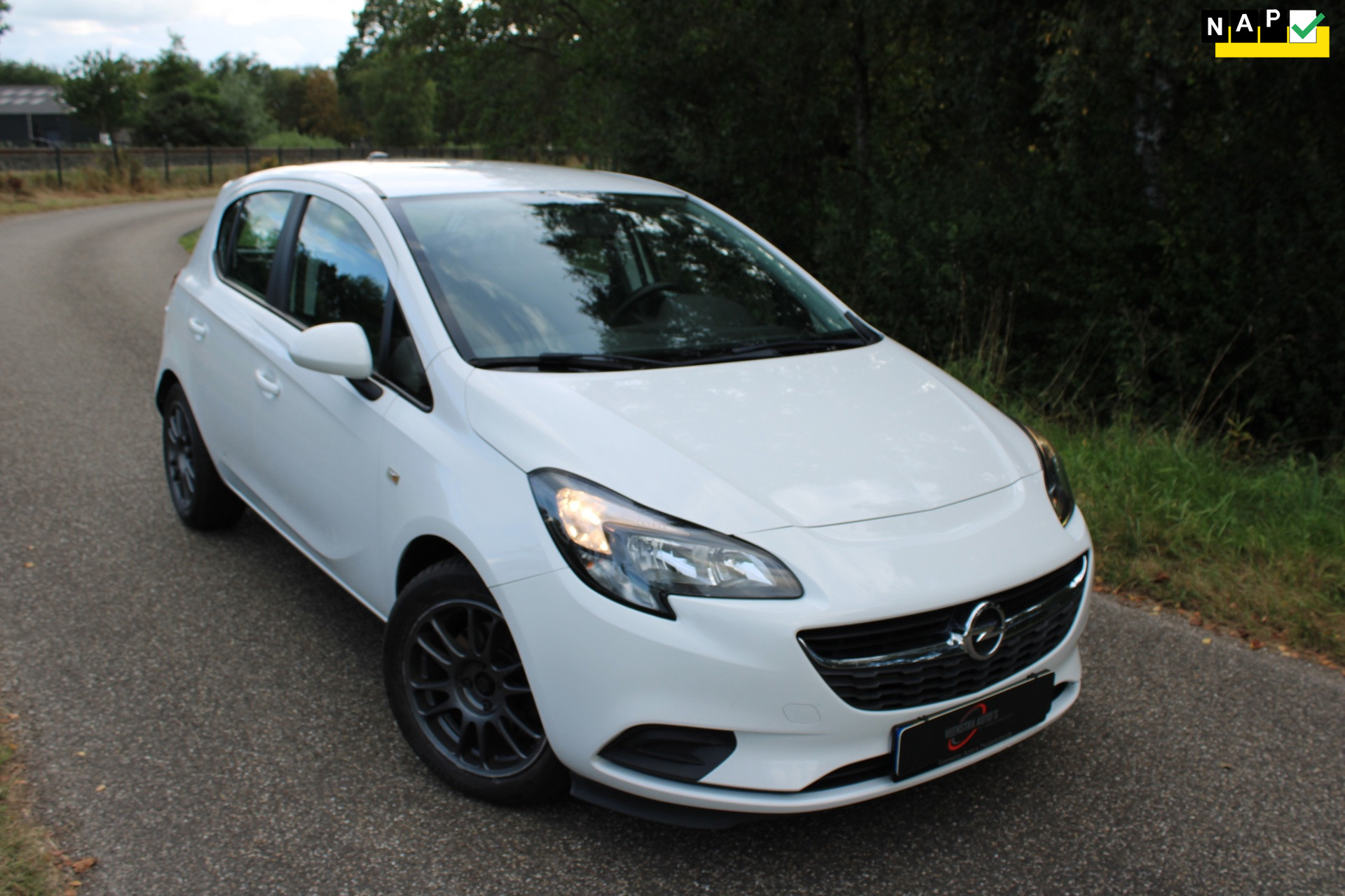 Opel Corsa-e 1.0 Turbo Business+ Nette Auto! 4x Nieuwe Banden! 2017 - voorkant