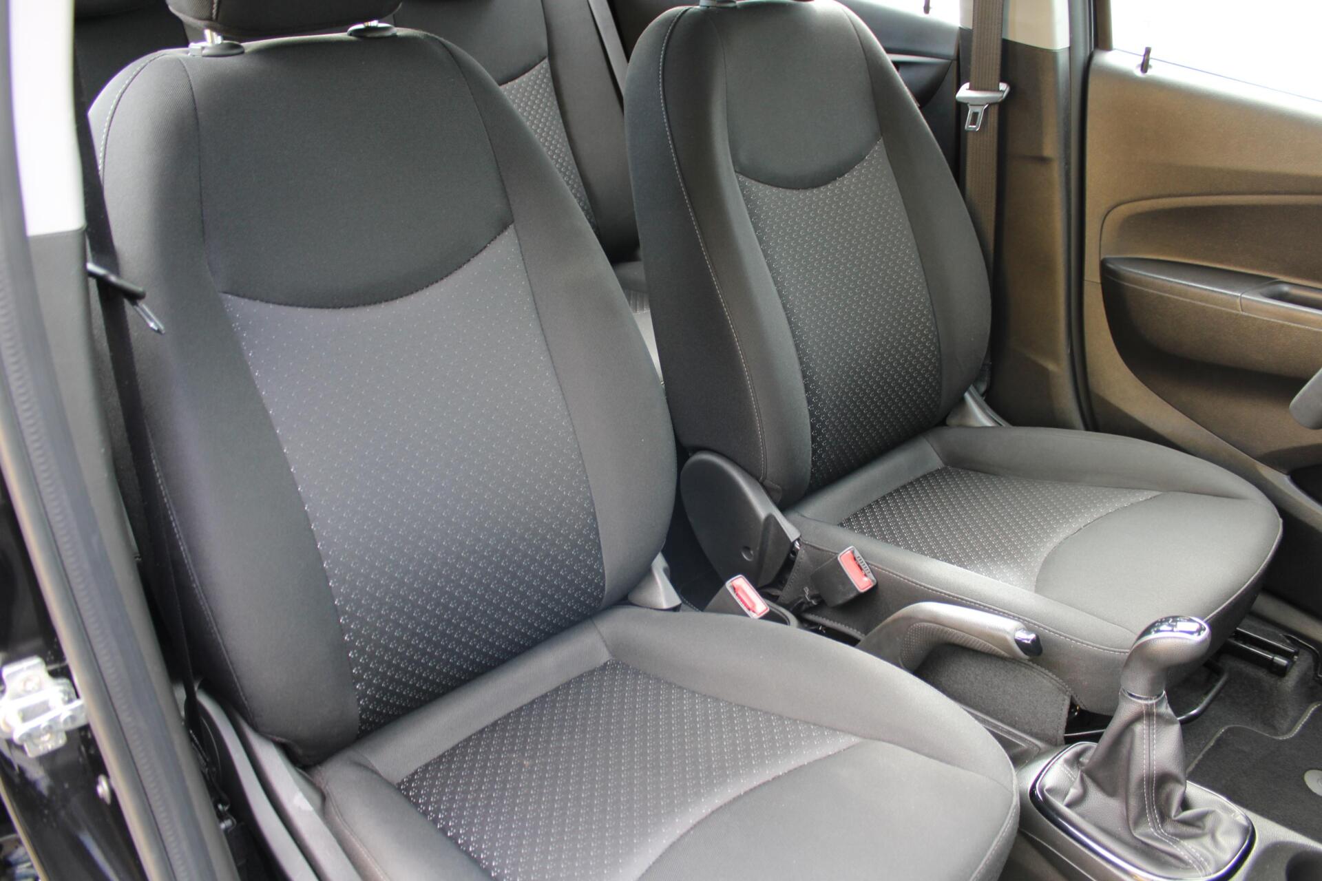 Foto van Opel Karl / Viva