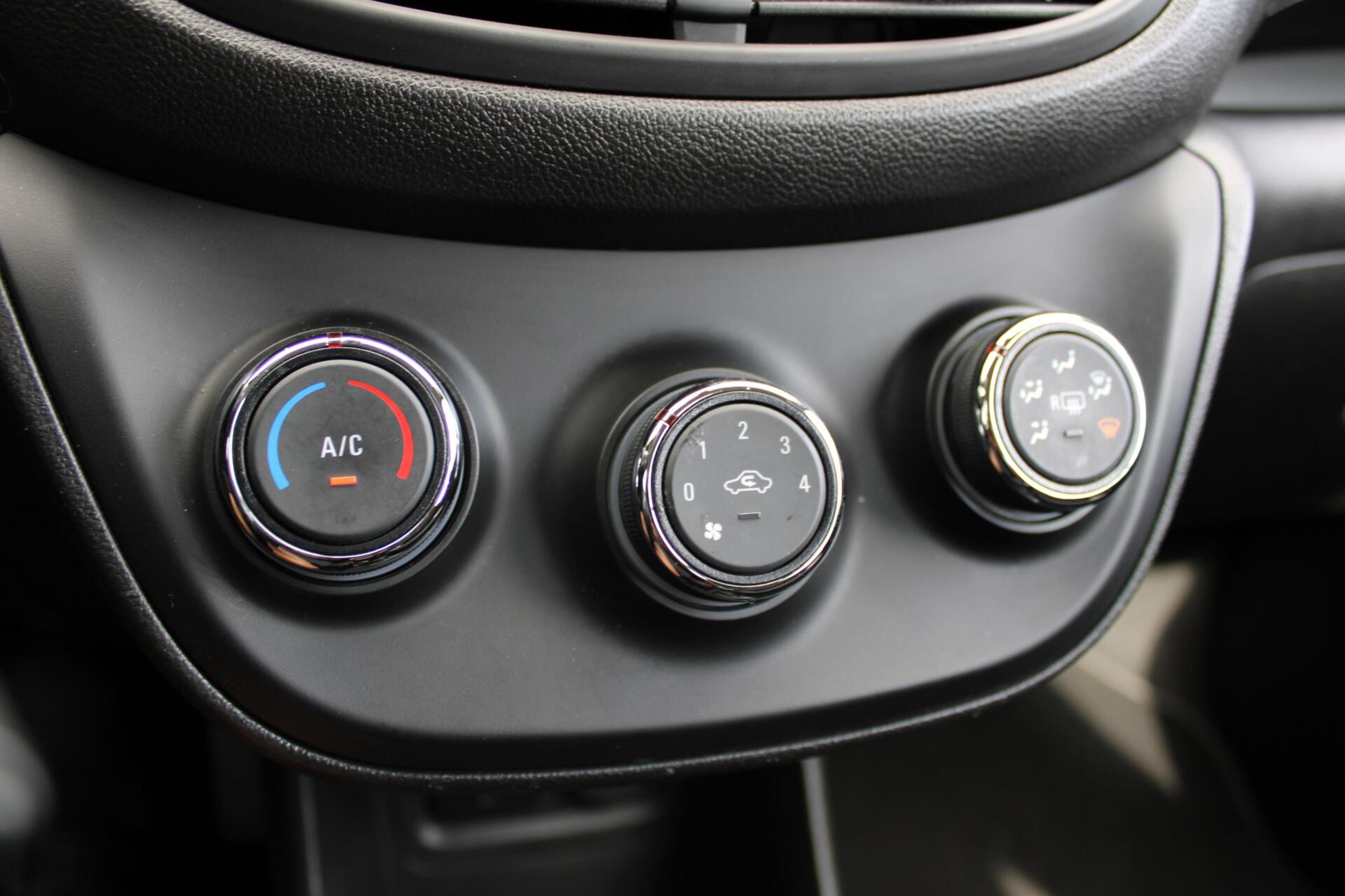 Foto van Opel Karl / Viva