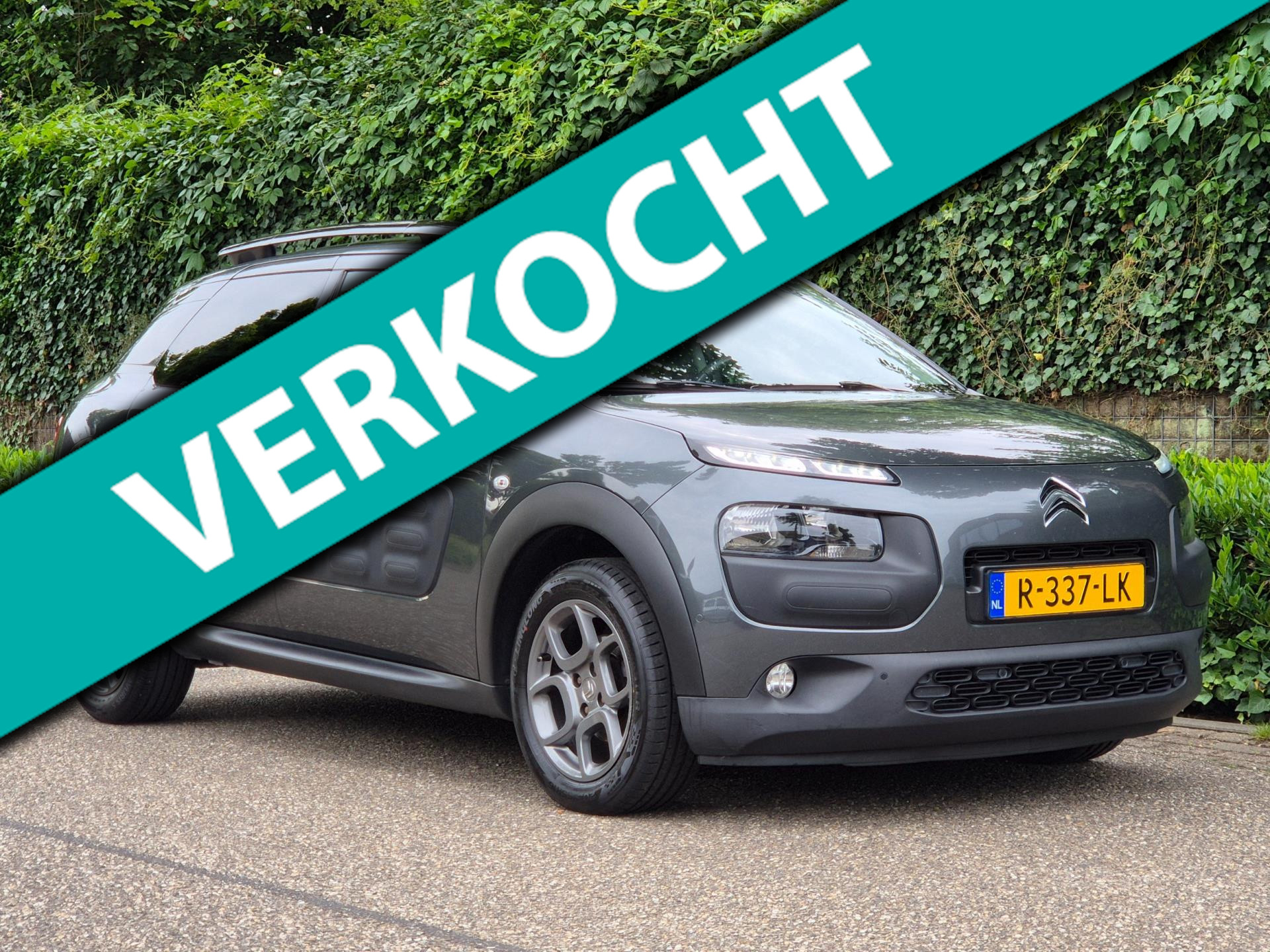 Citroen C4 Cactus 1.2 PureTech GARANTIE Camera Cruise New APK Stoel Verwarming Auto Inparkeren Bleutooth NEW Koppeling 2015 - voorkant