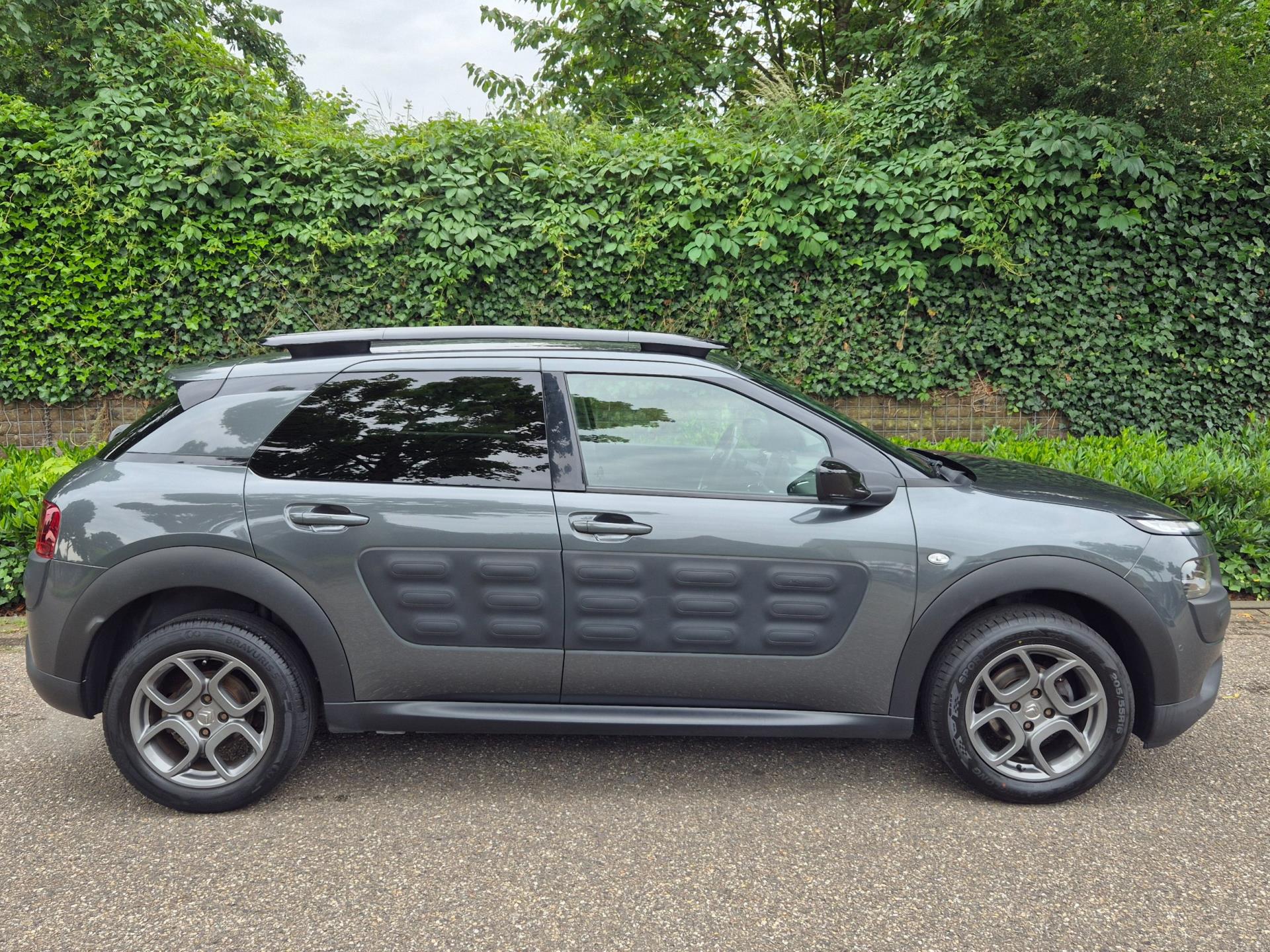 Foto van Citroen C4 Cactus