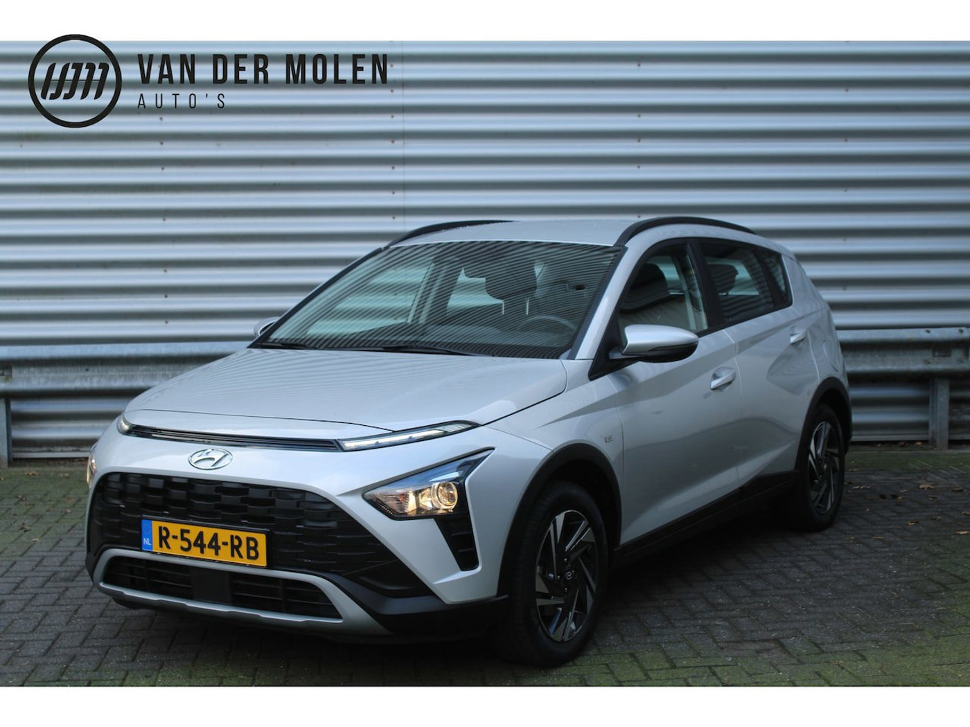 Hyundai Bayon 1.0 T-GDI 101pk Comfort NL-Auto NAP Trekhaak 2022 - voorkant