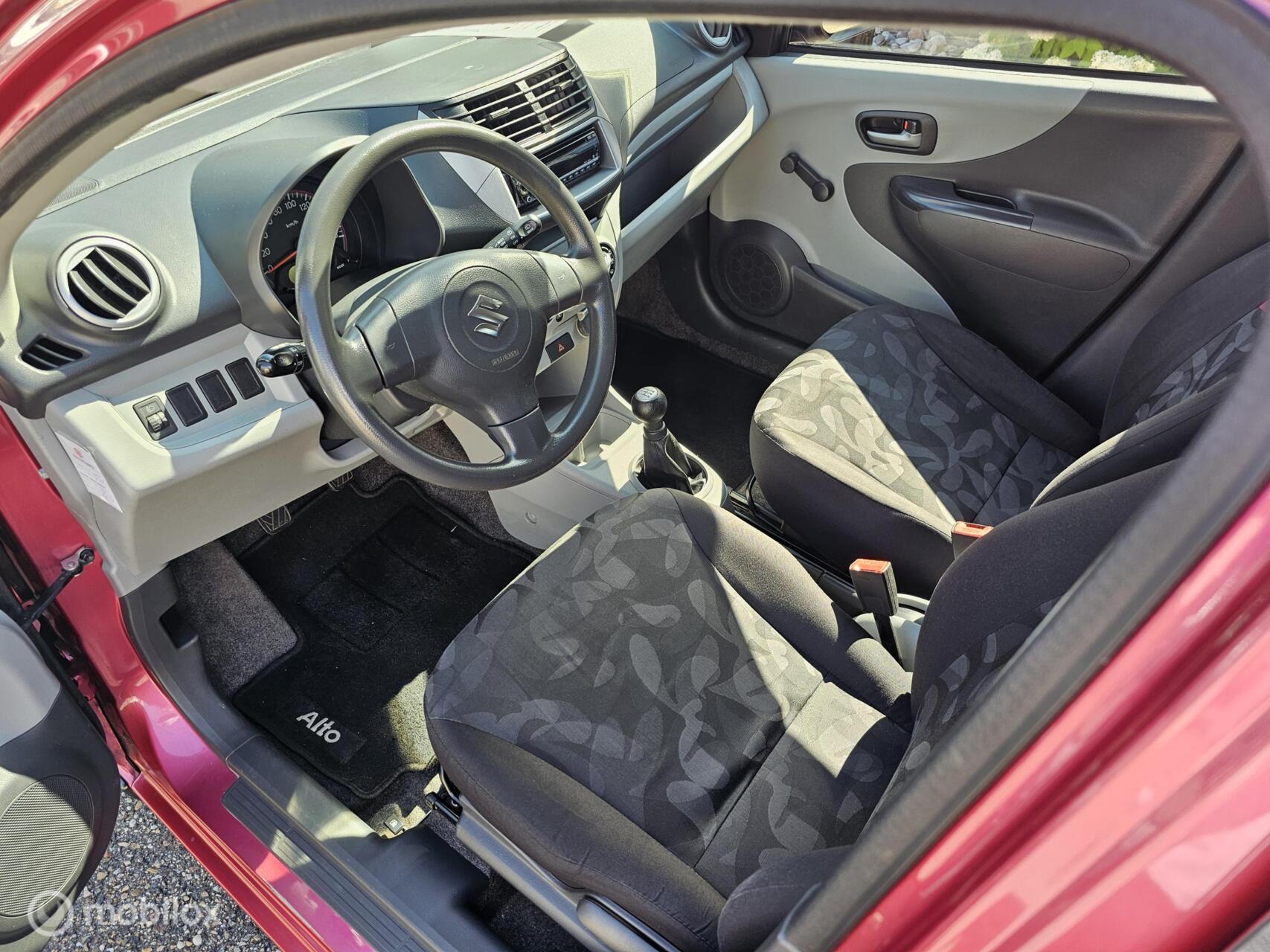 Foto van Suzuki Alto