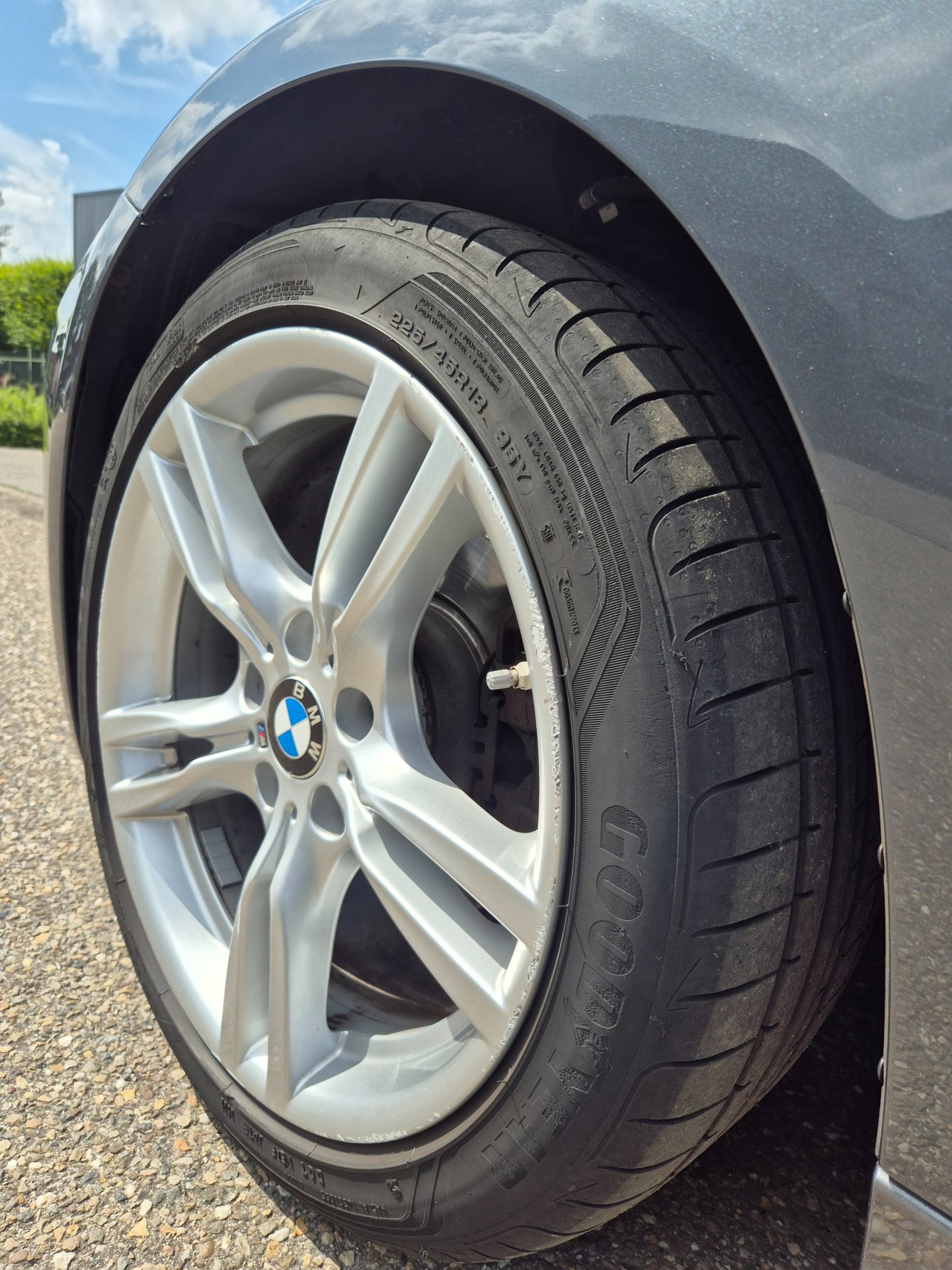 Foto van BMW 320i