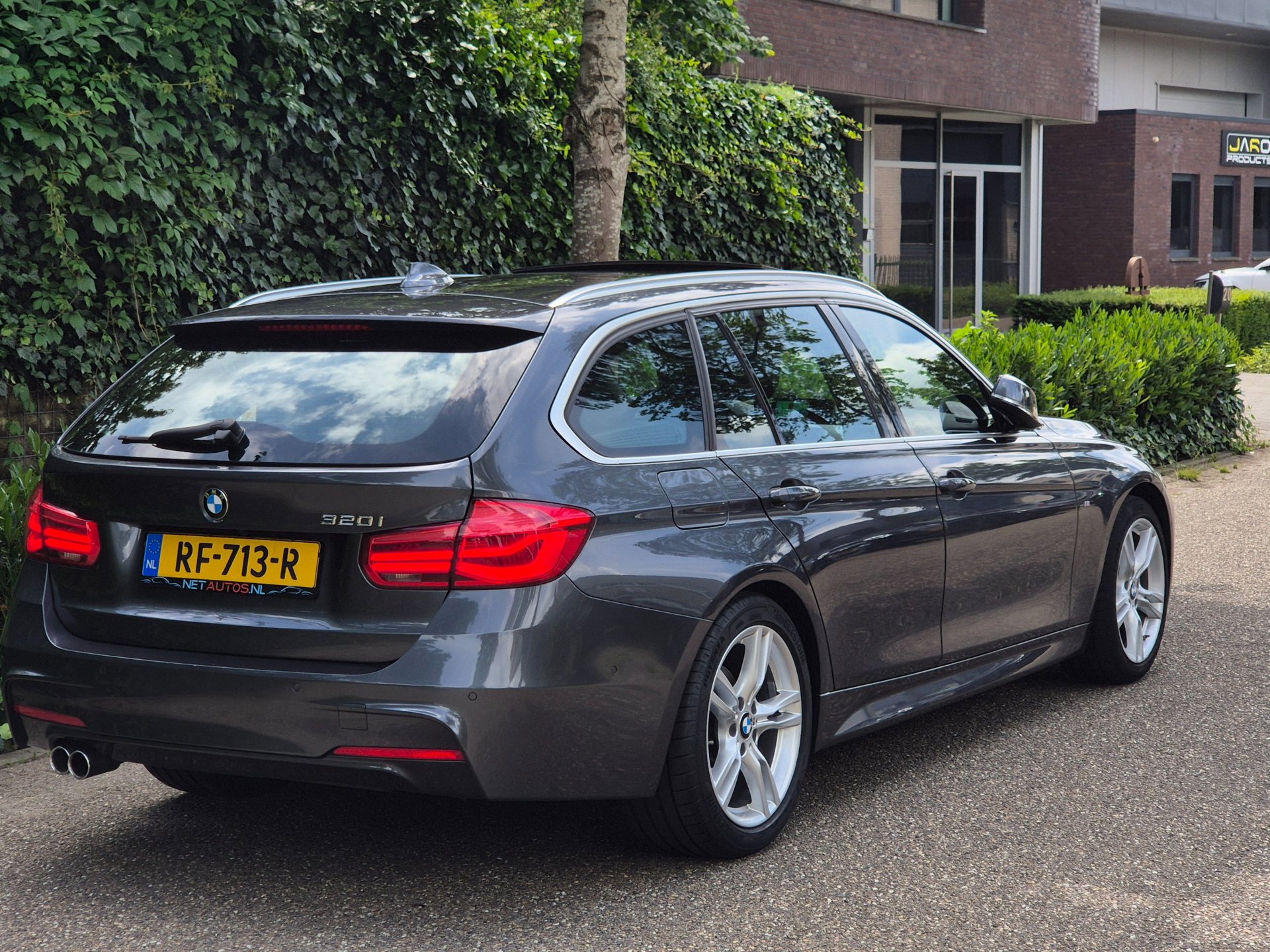 Foto van BMW 320i