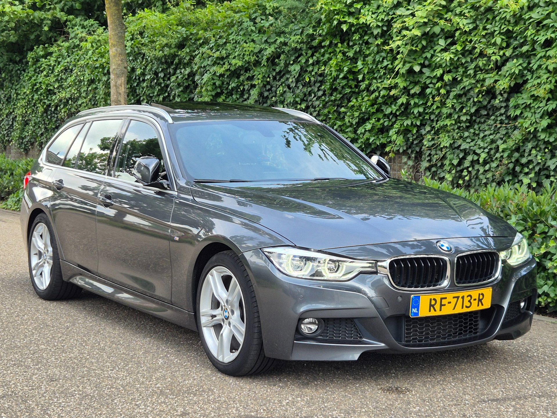 Foto van BMW 320i