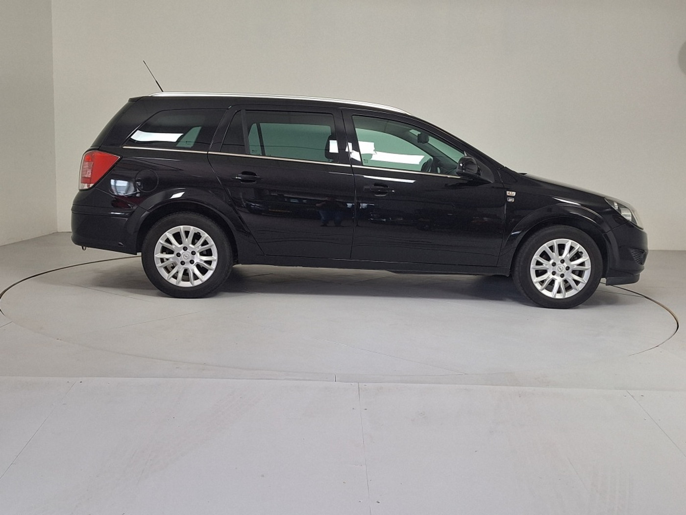Foto van Opel Astra Station Wagon