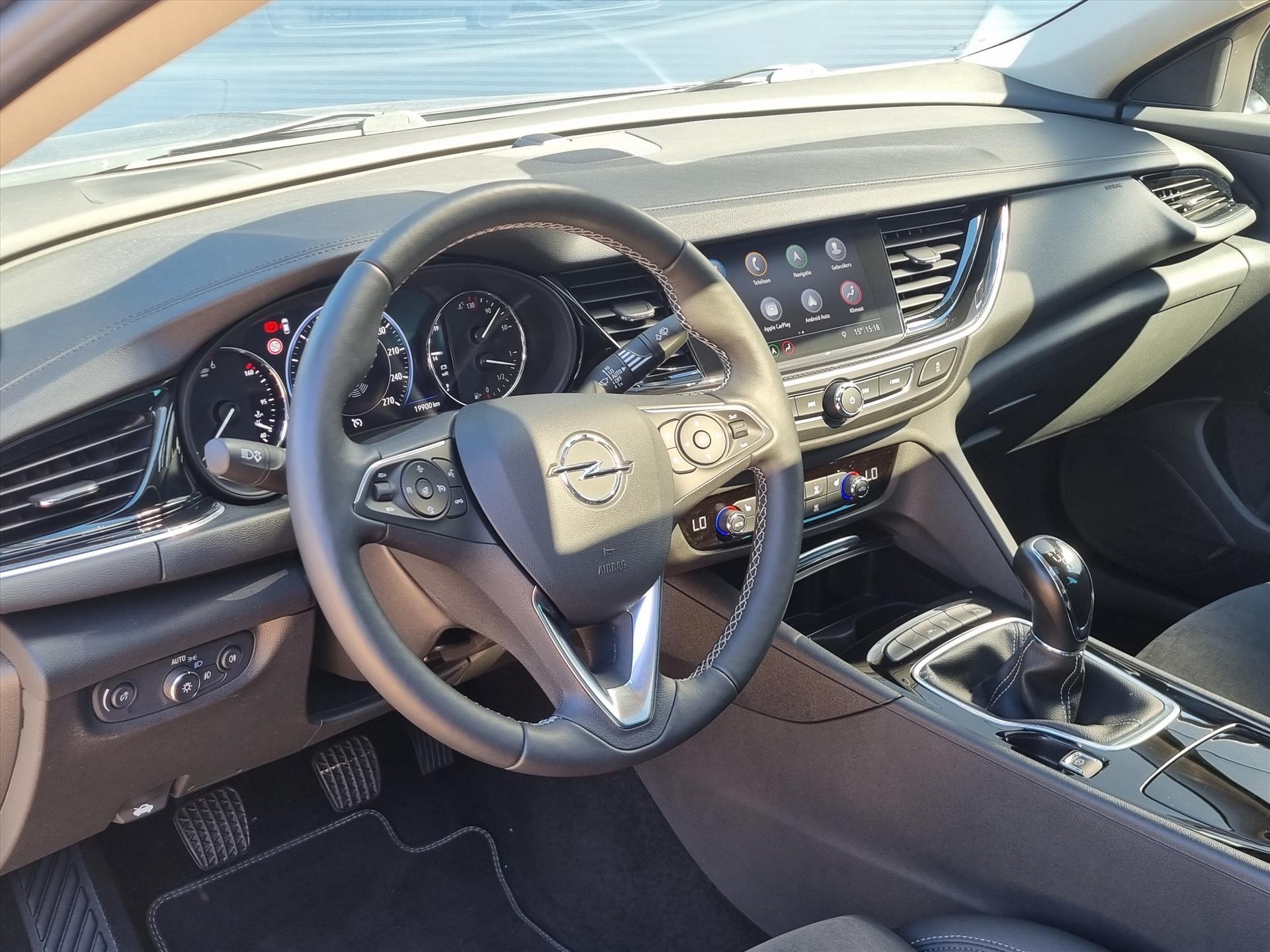 Foto van Opel Insignia Grand Sport